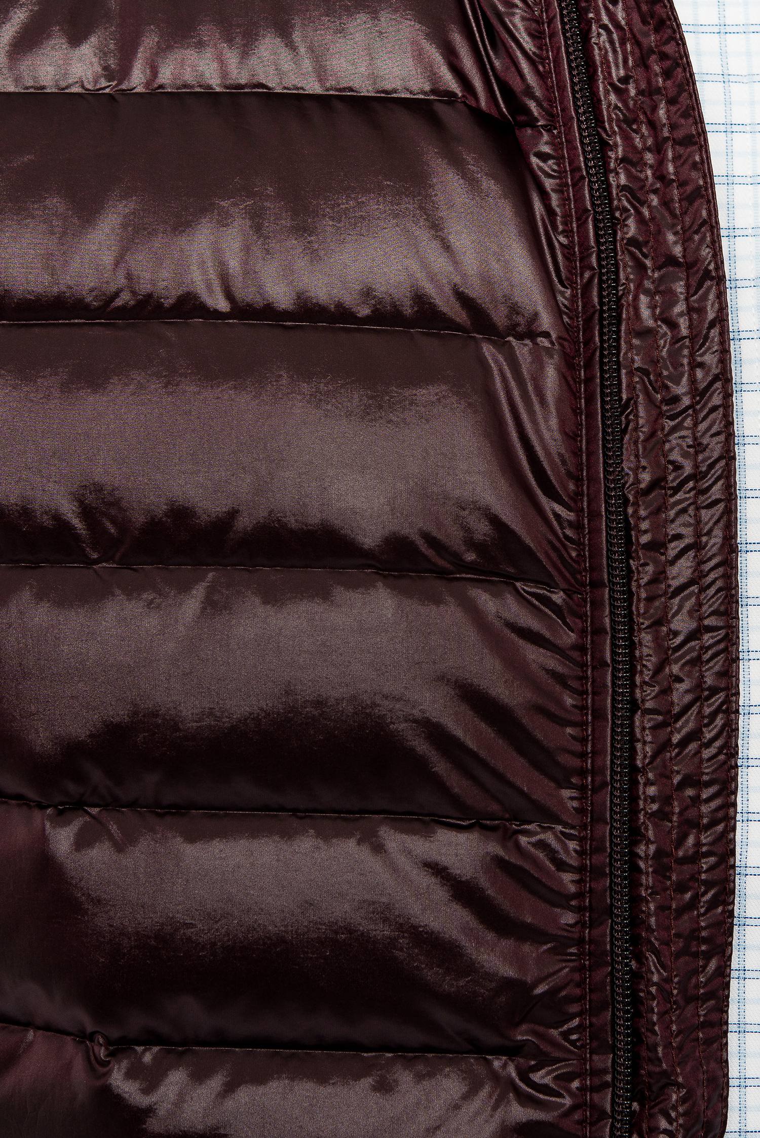 Áo Jacket Lông Vũ Màu Đỏ Đô Đậm