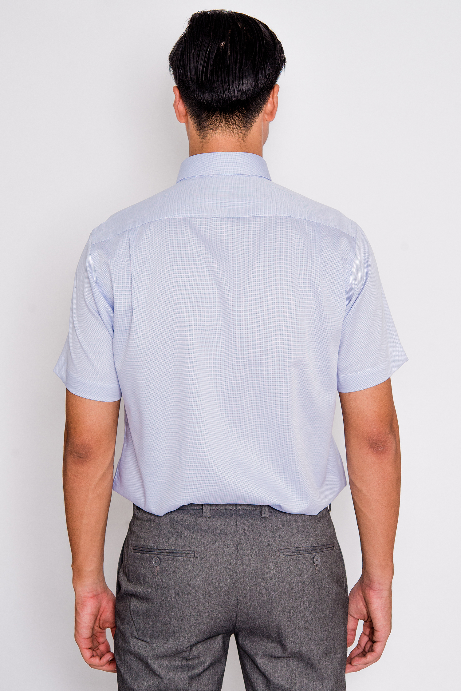 Sơ Mi Xanh Nhạt Classic Fit Ngắn Tay - HẾT HÀNG