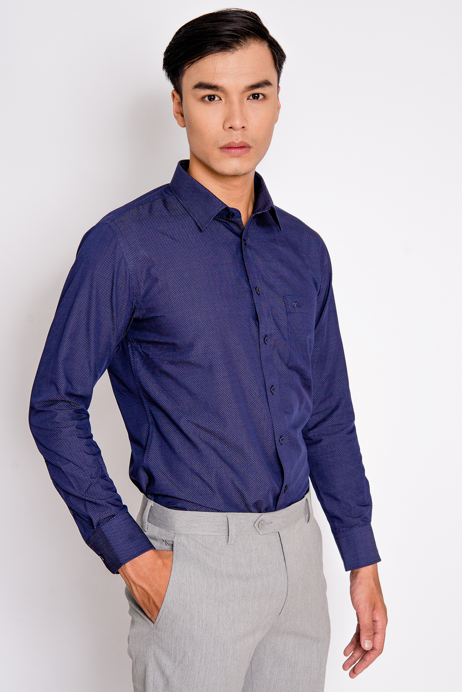 Sơ mi nam dài tay slim fit xanh đen chấm bi - HẾT HÀNG