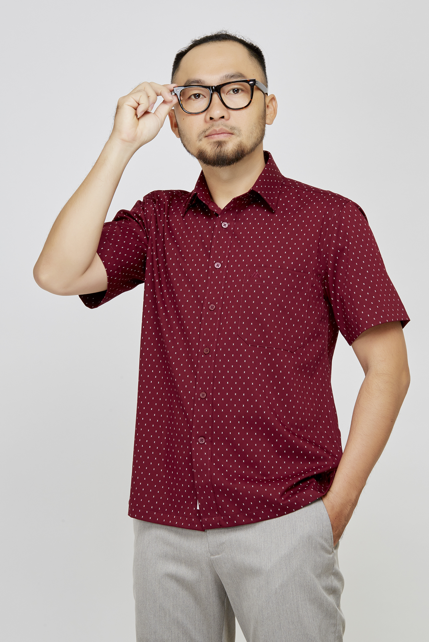 Sơ mi nam Ngắn tay - Casual vạt ngang đỏ chấm bi - HẾT HÀNG