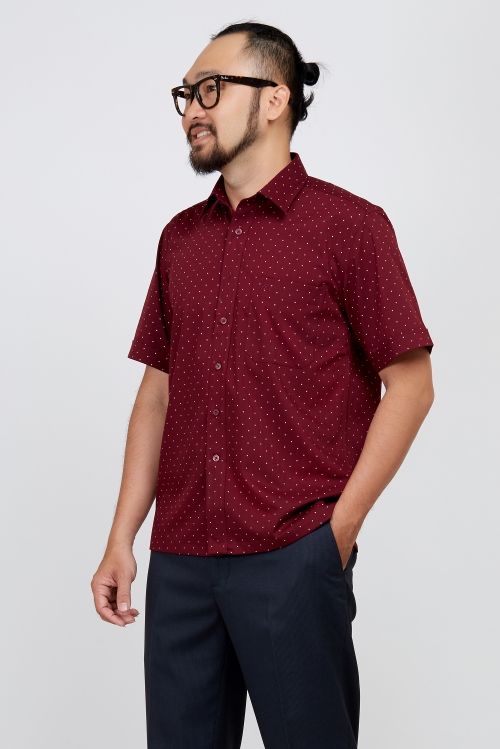 Sơ mi nam Ngắn tay- Casual đỏ in hoa văn chấm bi trắng - HẾT HÀNG