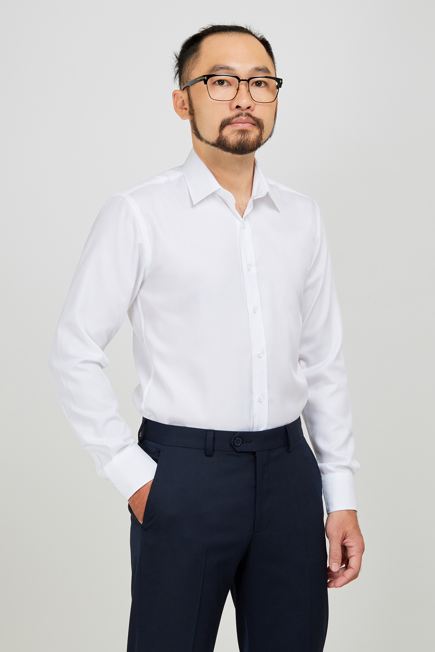Áo sơ mi nam slim fit dài tay trắng không túi - HẾT HÀNG