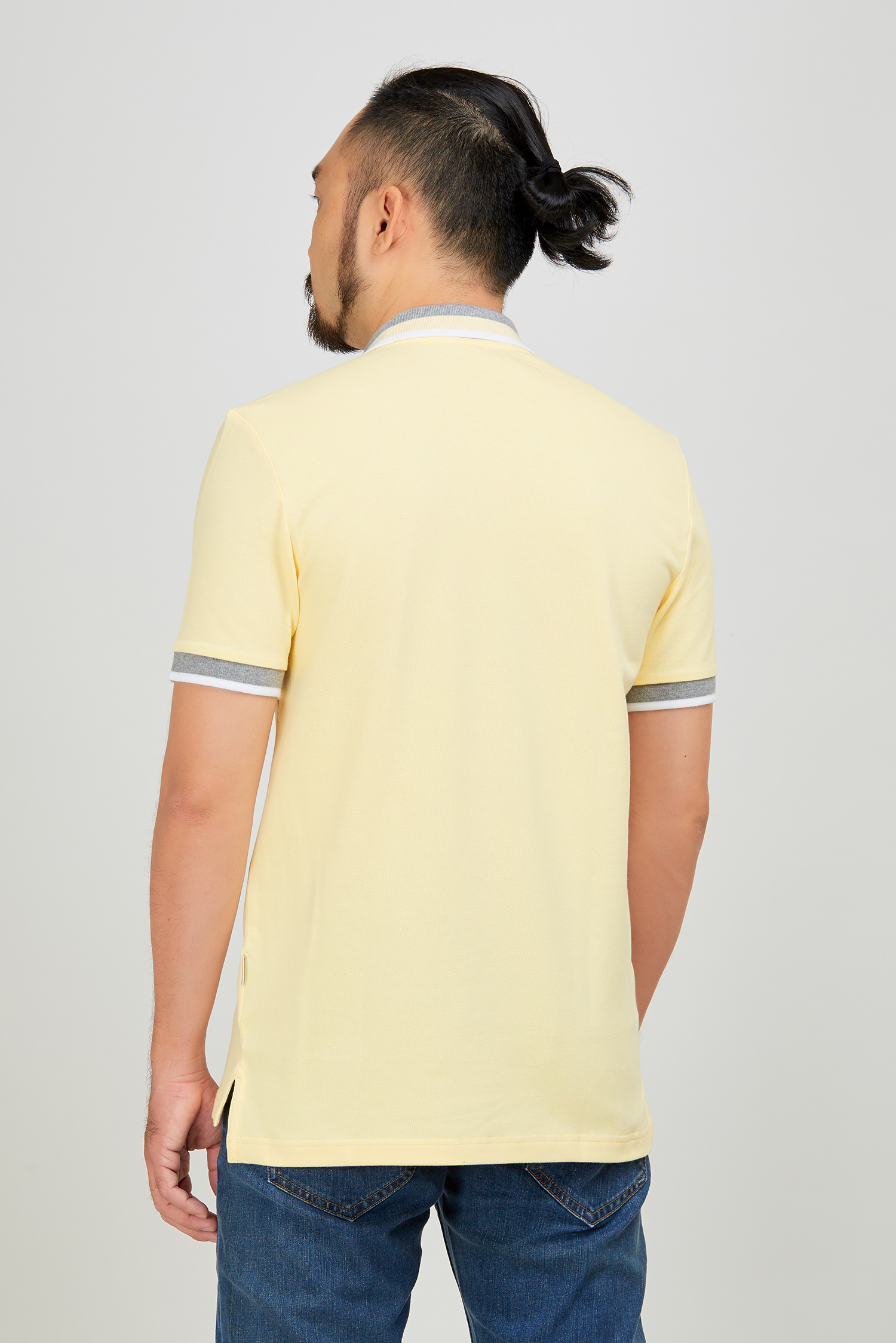 Áo thun nam Slim Fit ngắn tay vàng - HẾT HÀNG