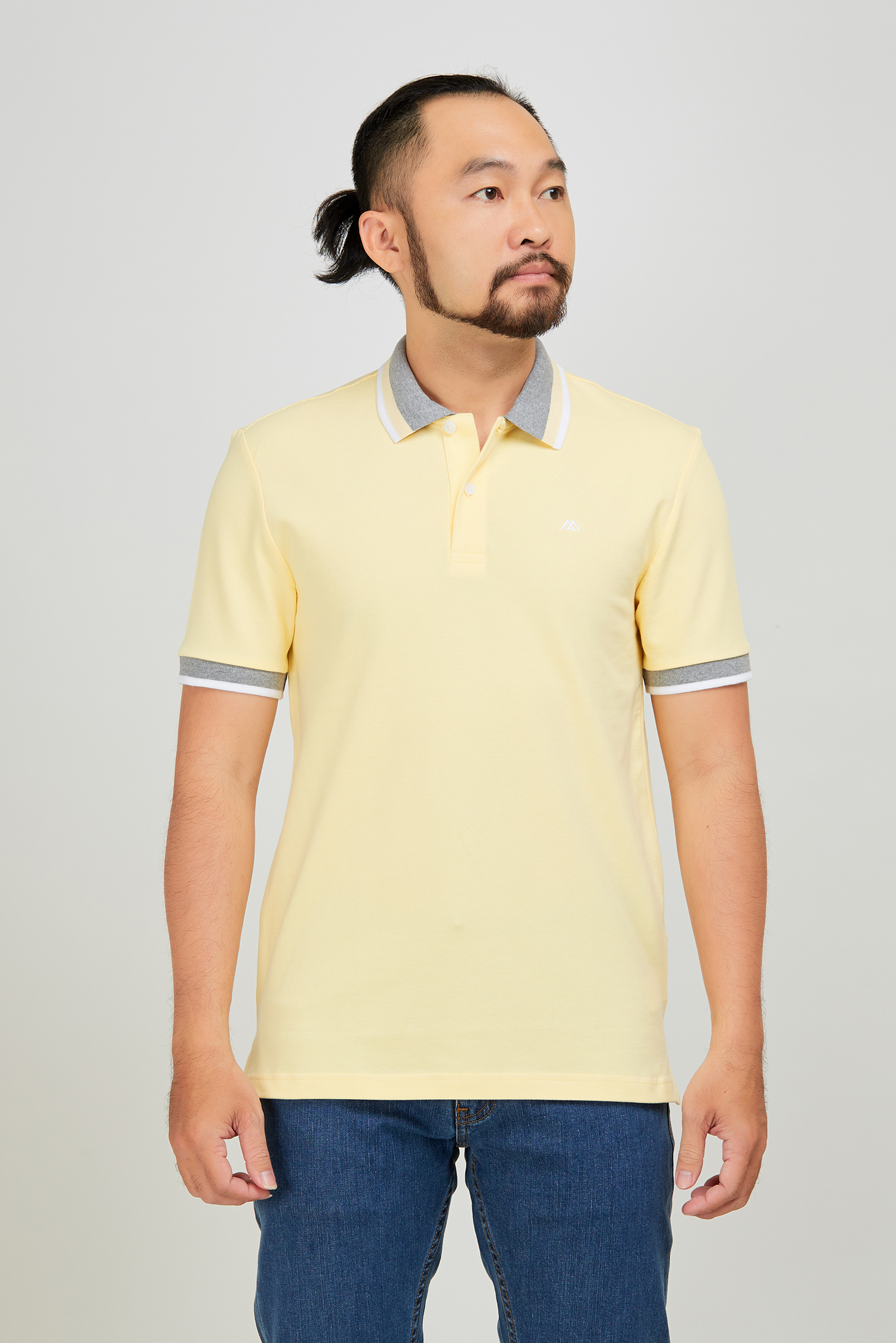 Áo thun nam Slim Fit ngắn tay vàng - HẾT HÀNG