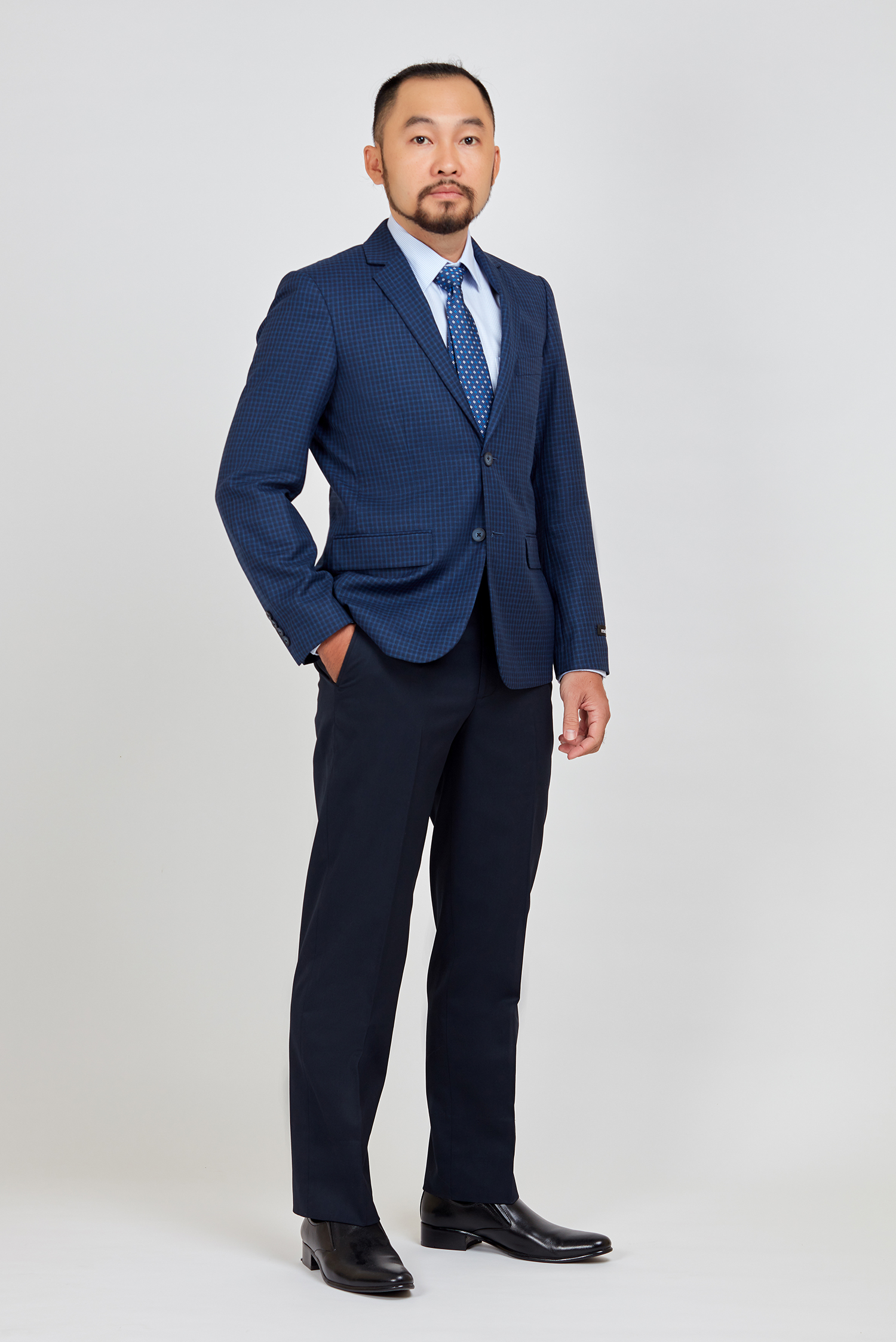 Áo vestton nam Slimfit - xẽ 2 tà 2 nút ca rô xanh - HẾT HÀNG