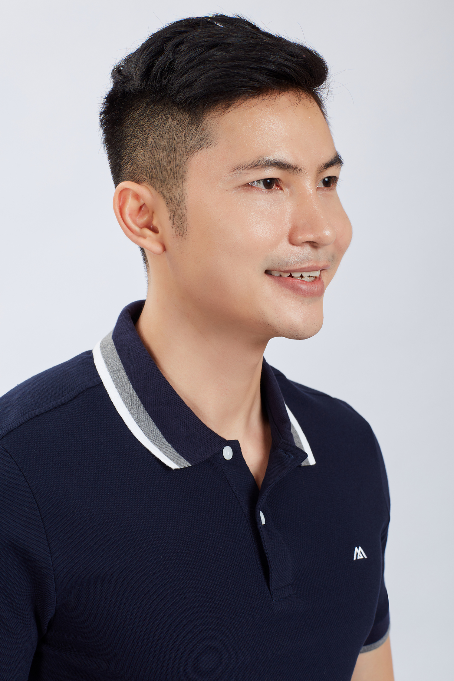 Áo Thun nam - Slim Fit Xanh đen cổ phối viền trắng - HẾT HÀNG