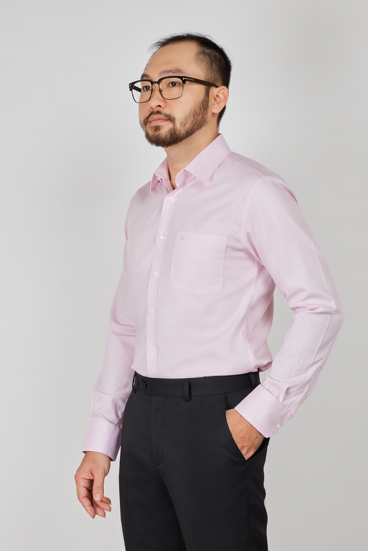 Áo sơ mi nam Slim fit dài tay trơn màu hồng nhạt  - HẾT HÀNG