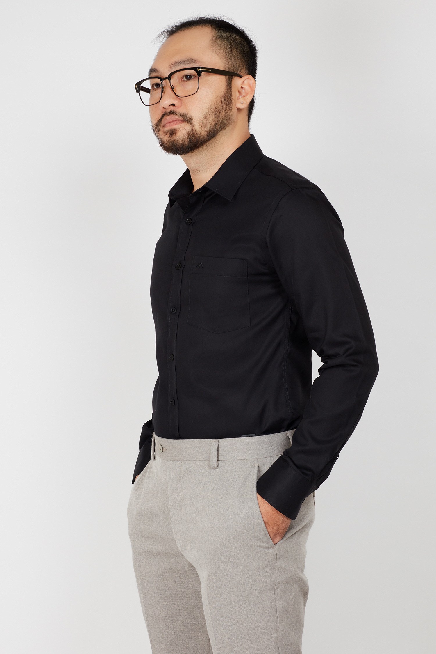 Áo sơ mi nam Regular fit đen trơn - HẾT HÀNG