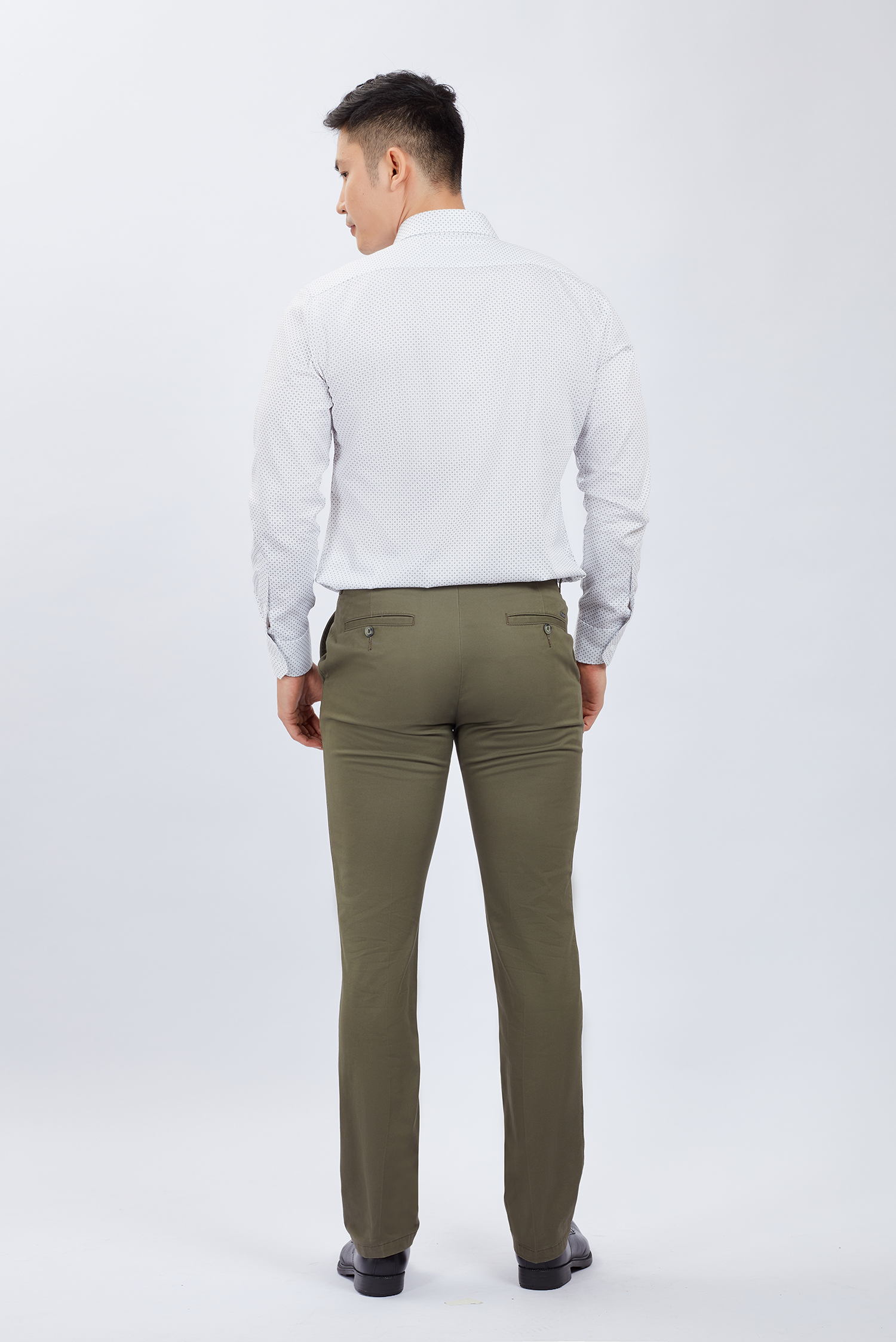Quần khaki nam Slim fit - HẾT HÀNG
