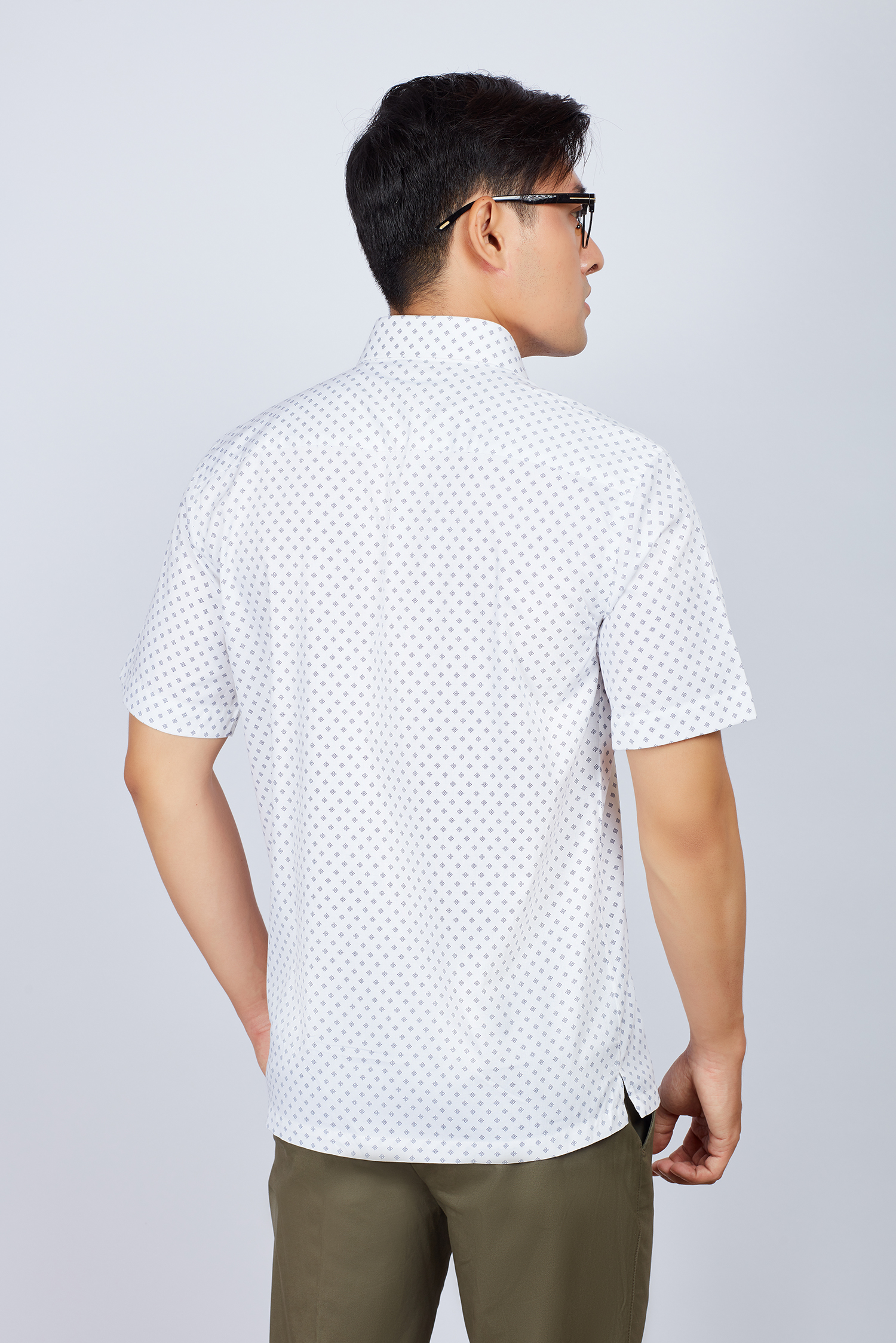 Áo sơ mi nam Casual ngắn tay trắng hoa văn - HẾT HÀNG