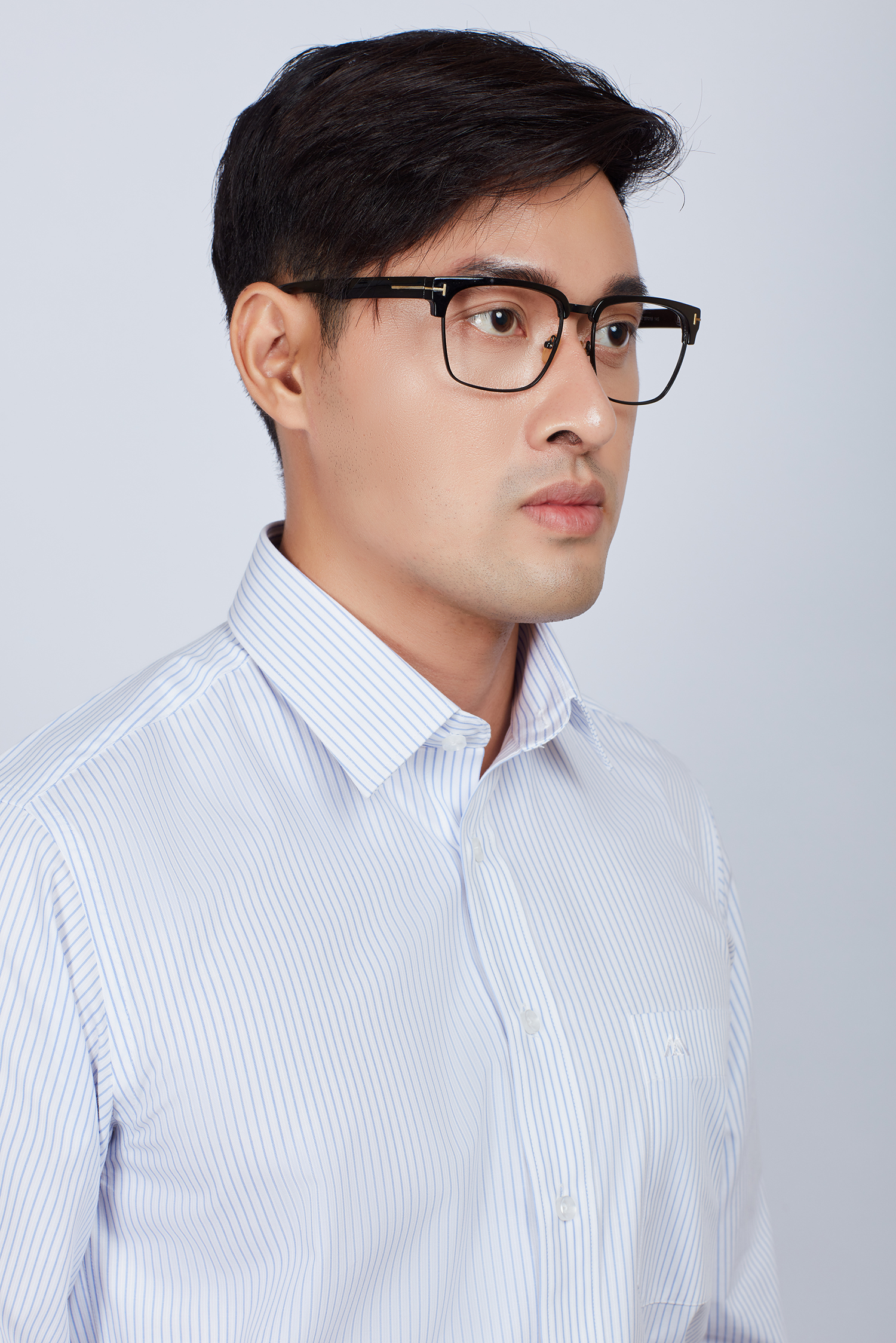 Áo sơ mi nam Classic dài tay trắng sọc xanh - HẾT HÀNG