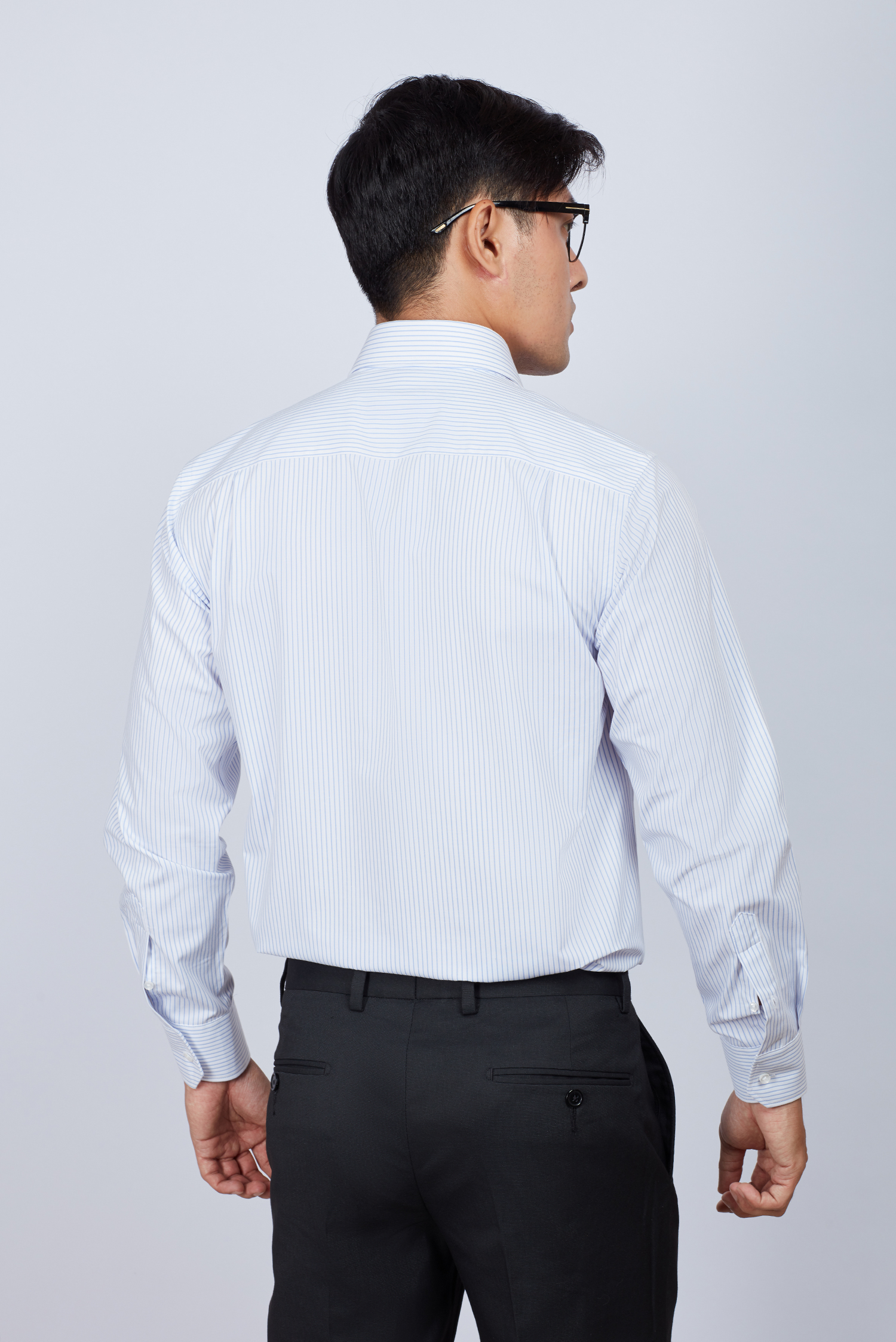 Áo sơ mi nam Classic dài tay trắng sọc xanh - HẾT HÀNG