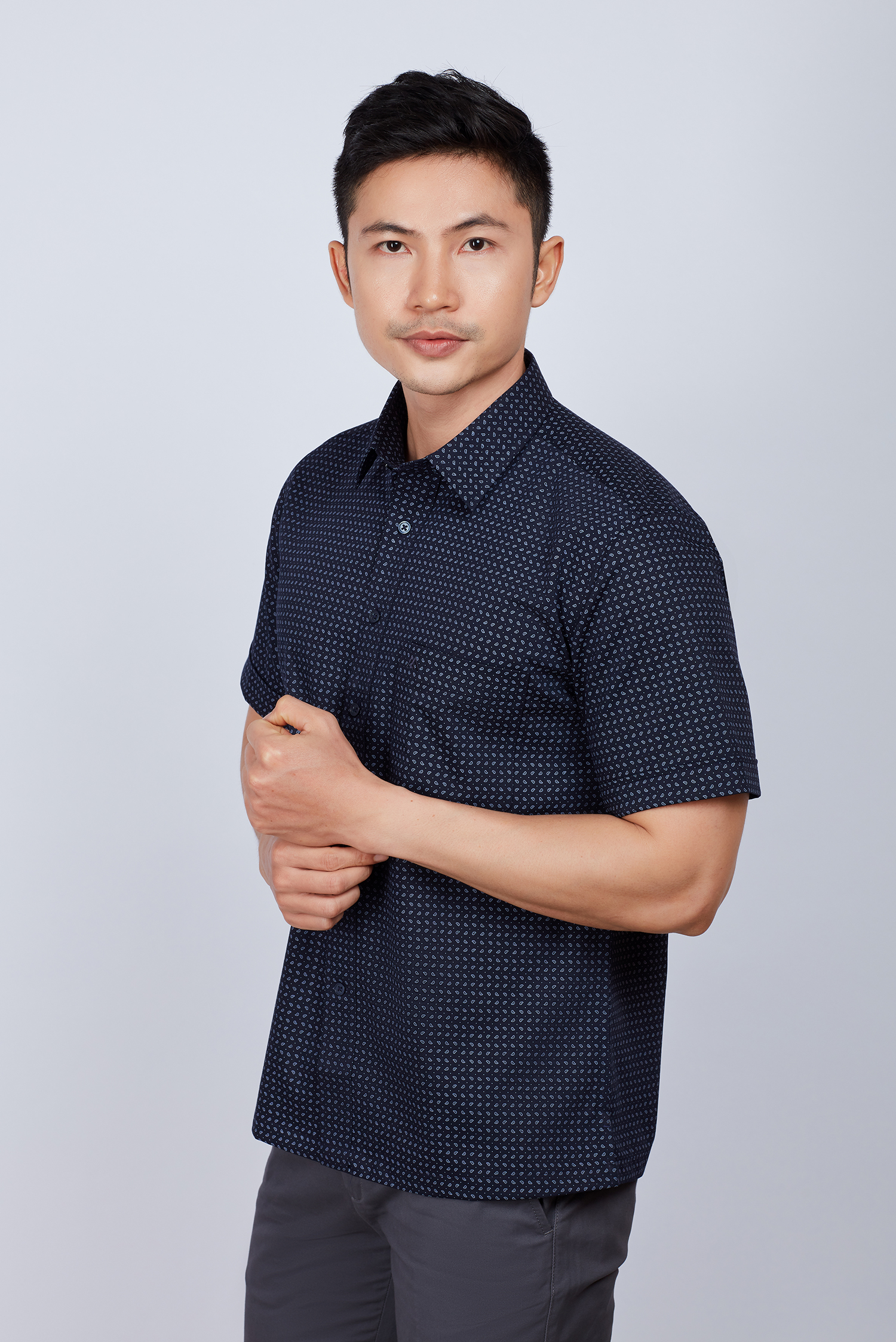 Sơ mi nam Ngắn tay- Casual xanh đen hoa văn - HẾT HÀNG