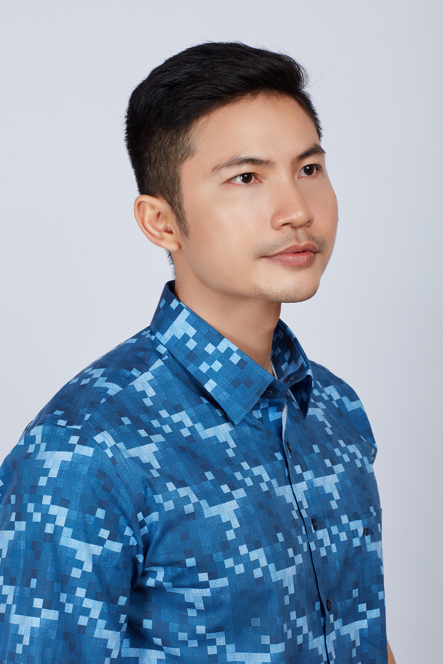 Áo sơ mi nam Casual ngắn tay xanh dương hoa văn - HÊT HÀNG