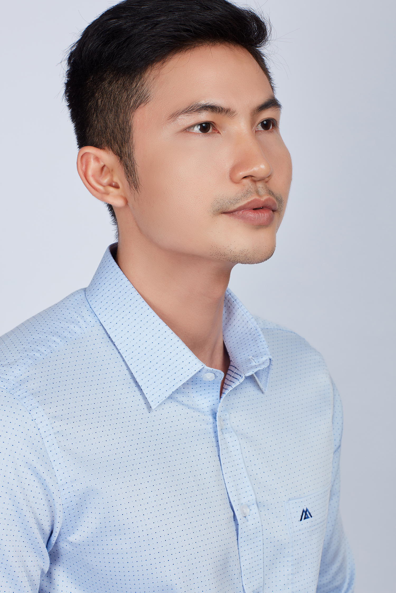 Áo sơ mi nam Slim fit dài tay xanh ngọc chấm bi - HẾT HÀNG