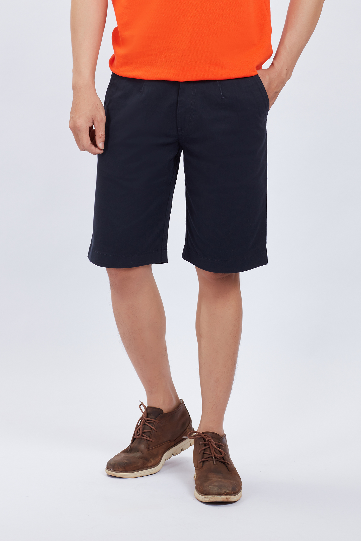 Quần short nam xanh đen trơn