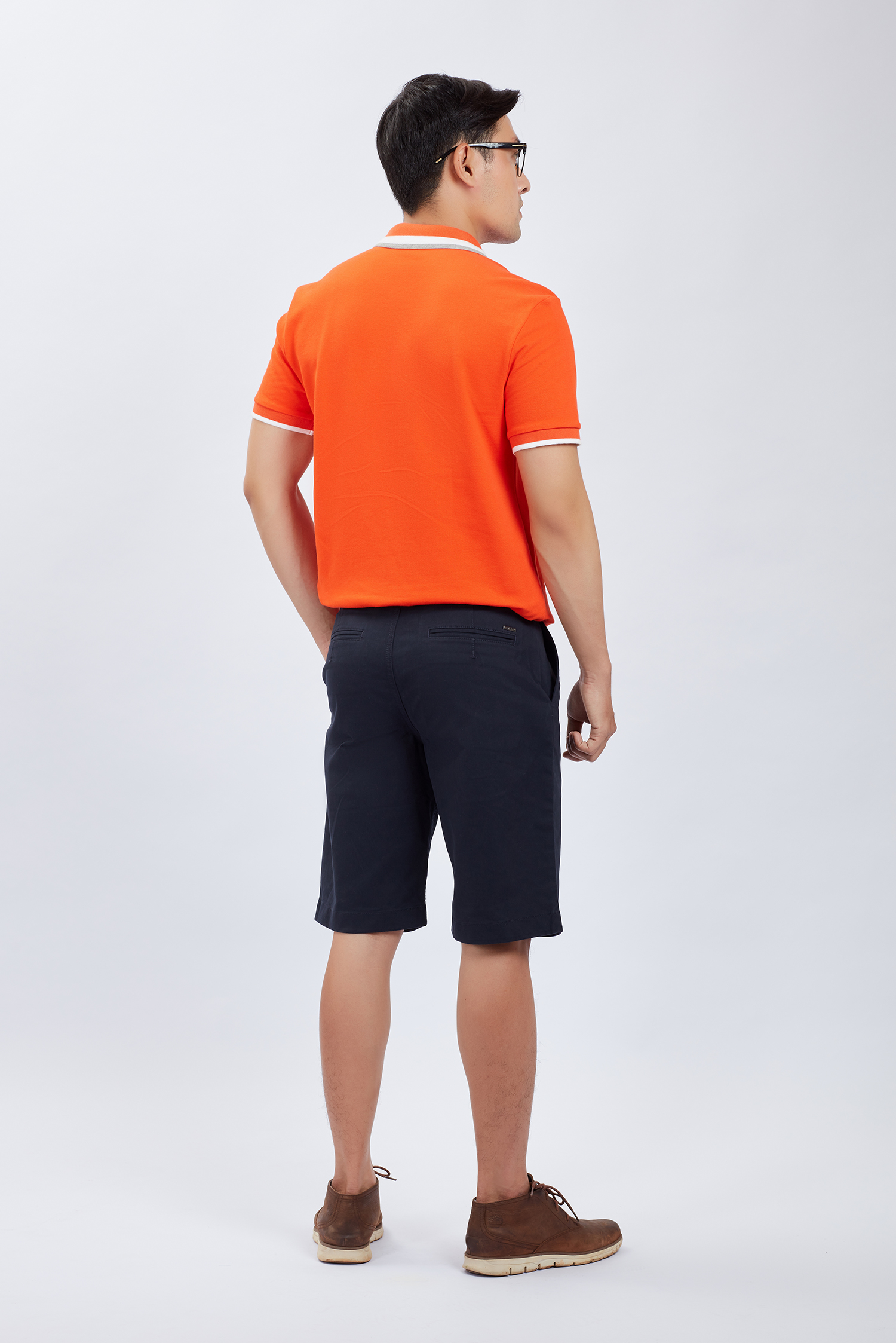 Quần short nam xanh đen trơn