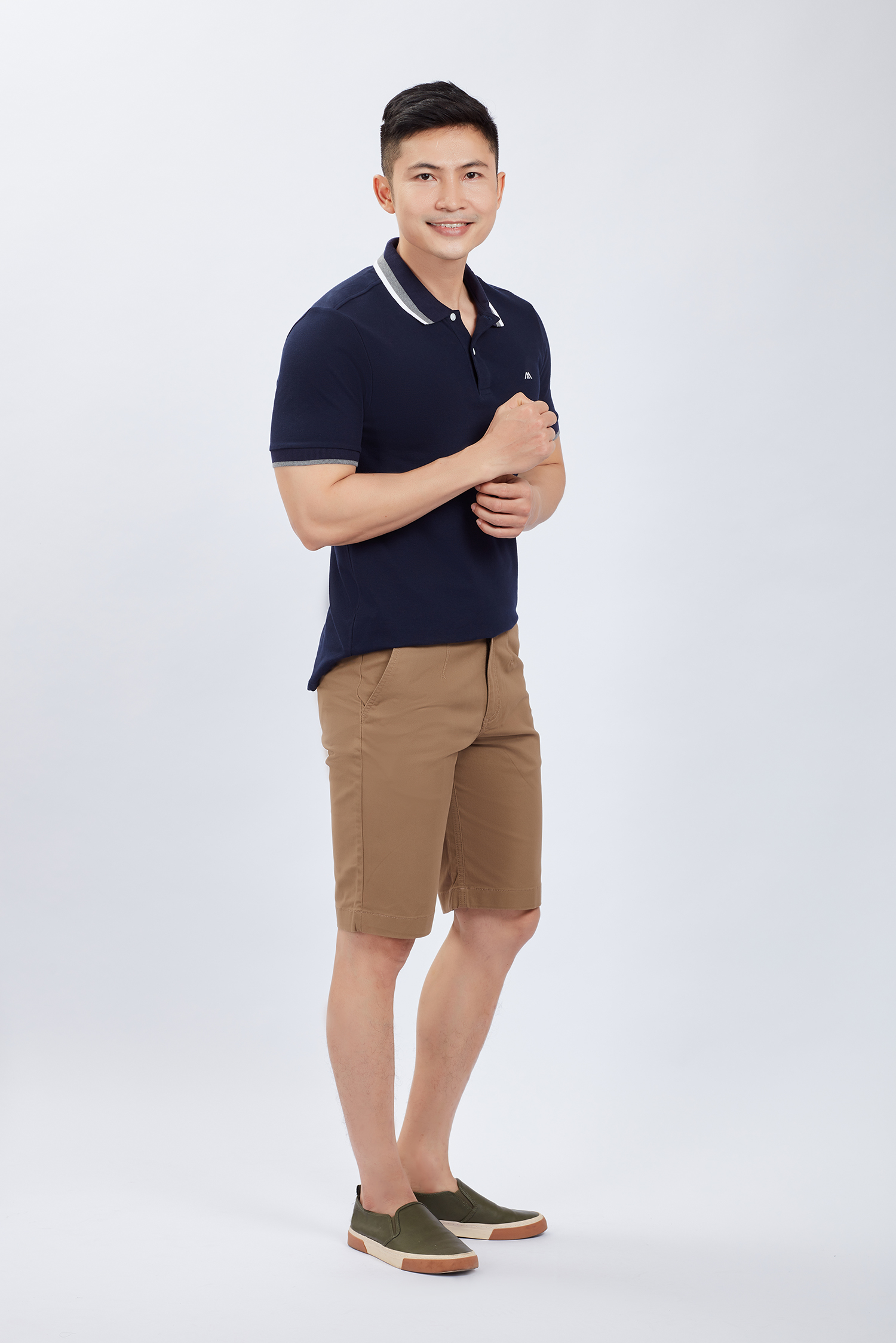 Quần short nam vàng da bò - HÉT HÀNG