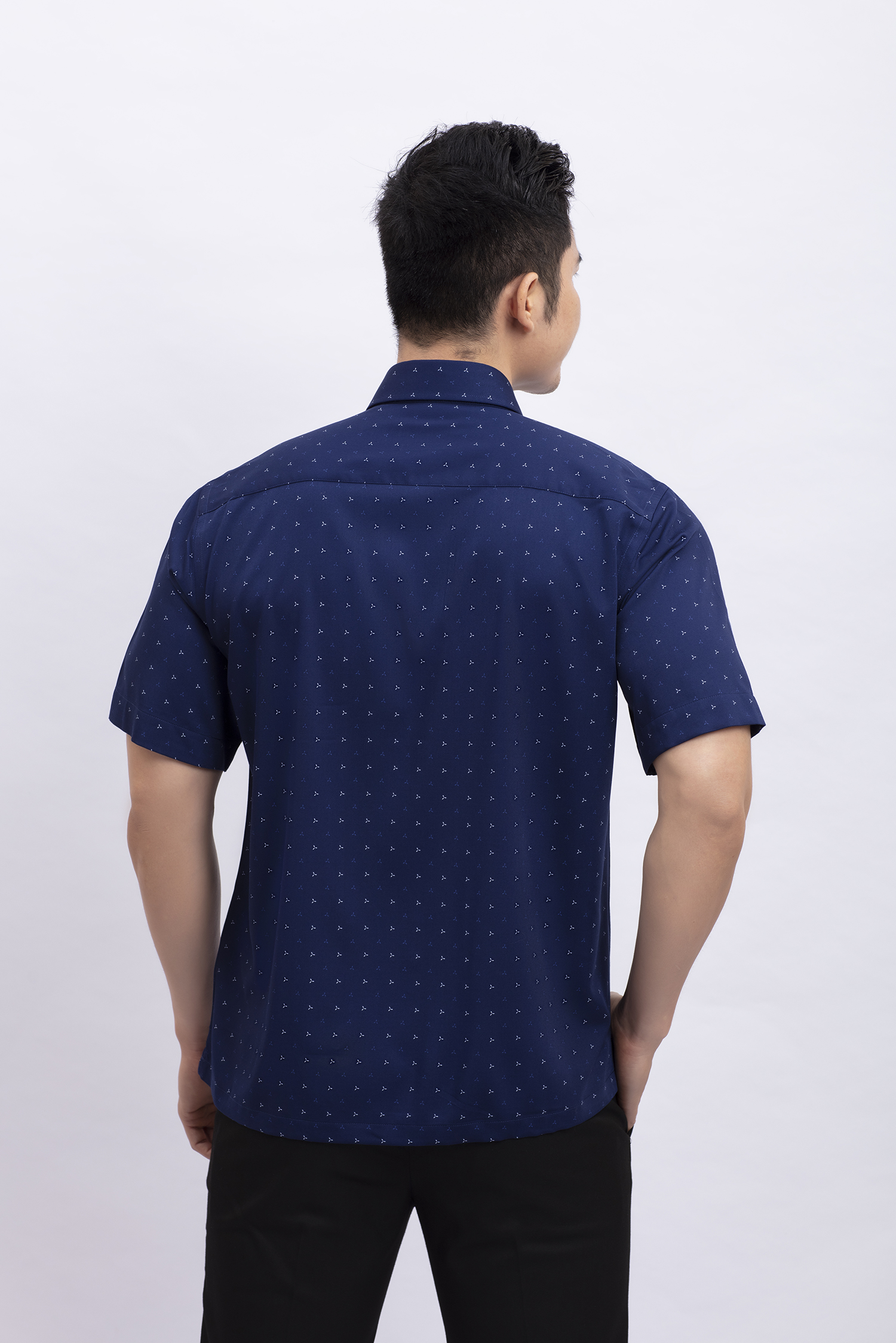 Sơ mi nam ngắn tay Casual xanh đậm - HẾT HÀNG