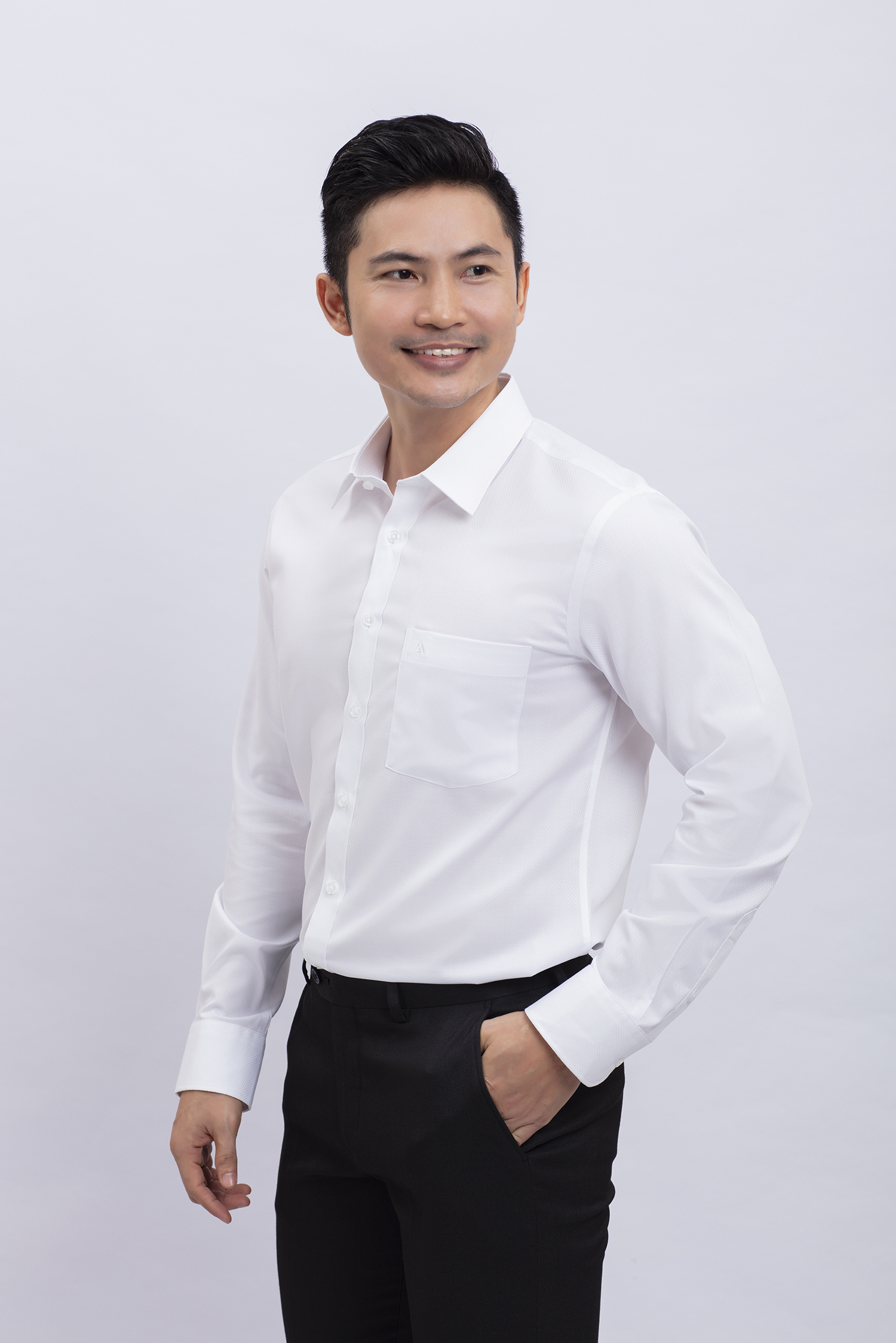 Sơ mi nam dài tay Slimfit trắng hoa văn - HẾT HÀNG