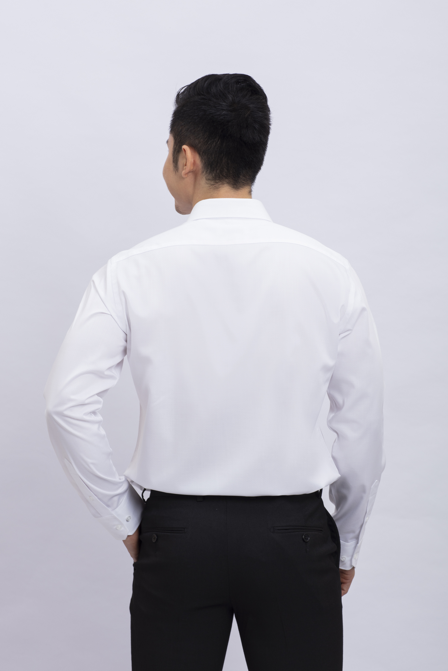 Sơ mi nam dài tay Slimfit trắng hoa văn - HẾT HÀNG