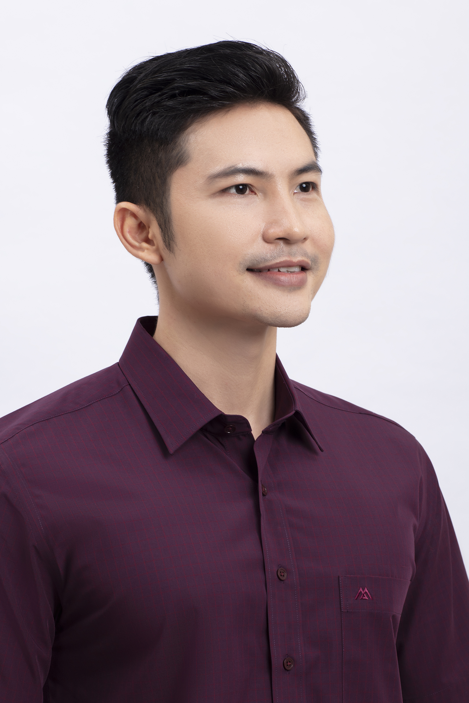 Áo sơ mi nam ngắn tay Casual- Vạt ngang màu đỏ rượu caro nhỏ