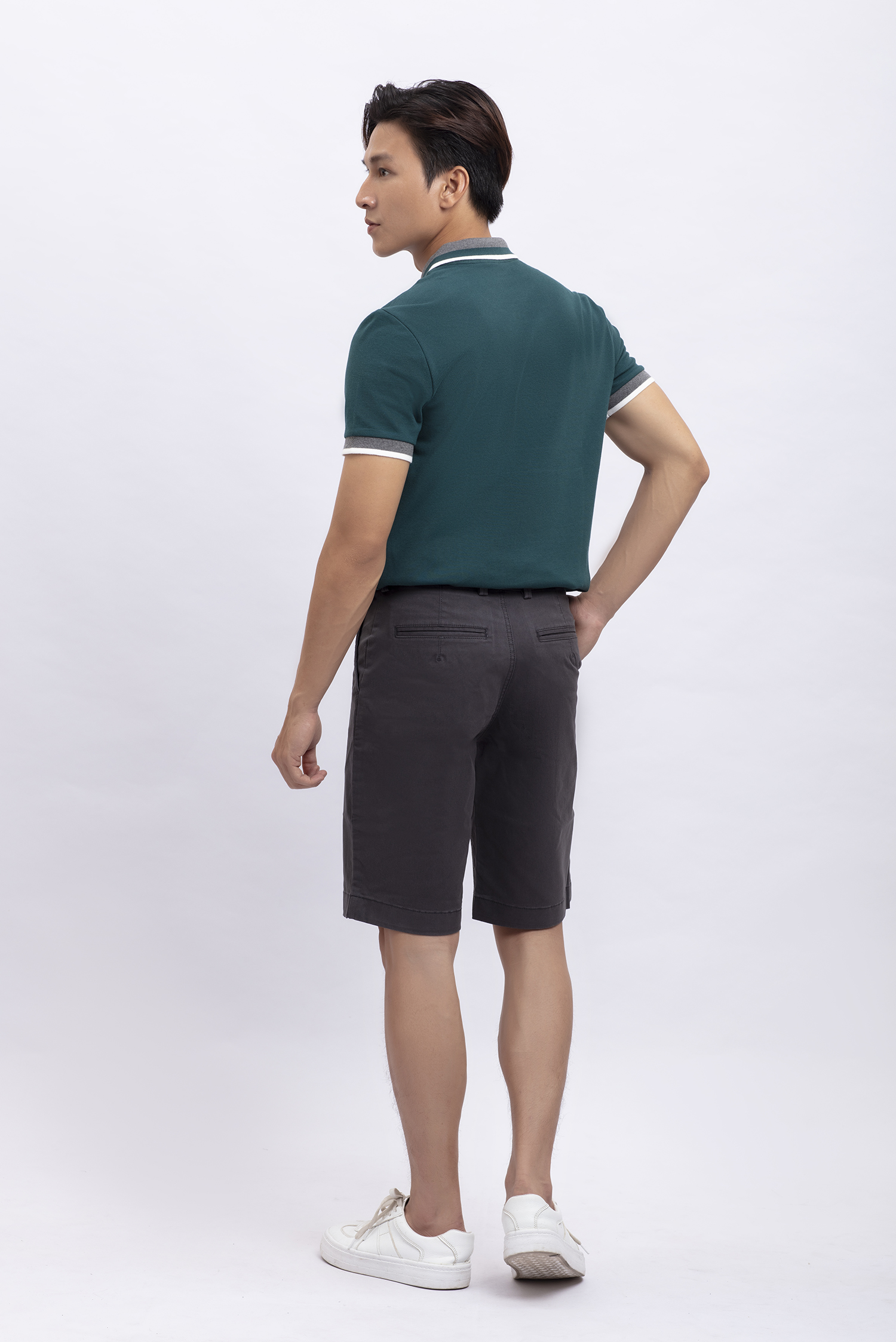 Quần short nam xám đậm trơn