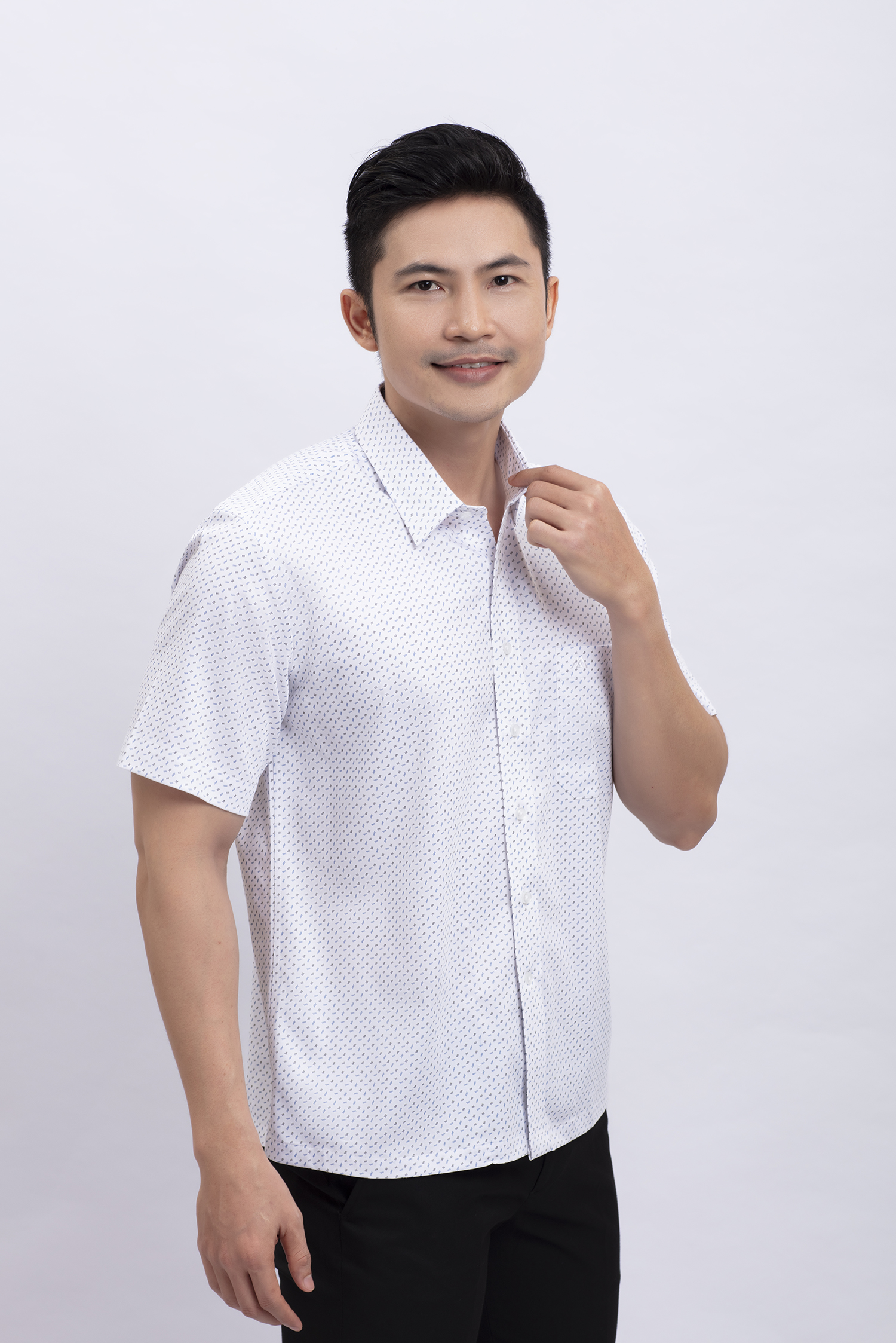 Áo sơ mi nam ngắn tay Casual trắng in họa tiết - HẾT HÀNG