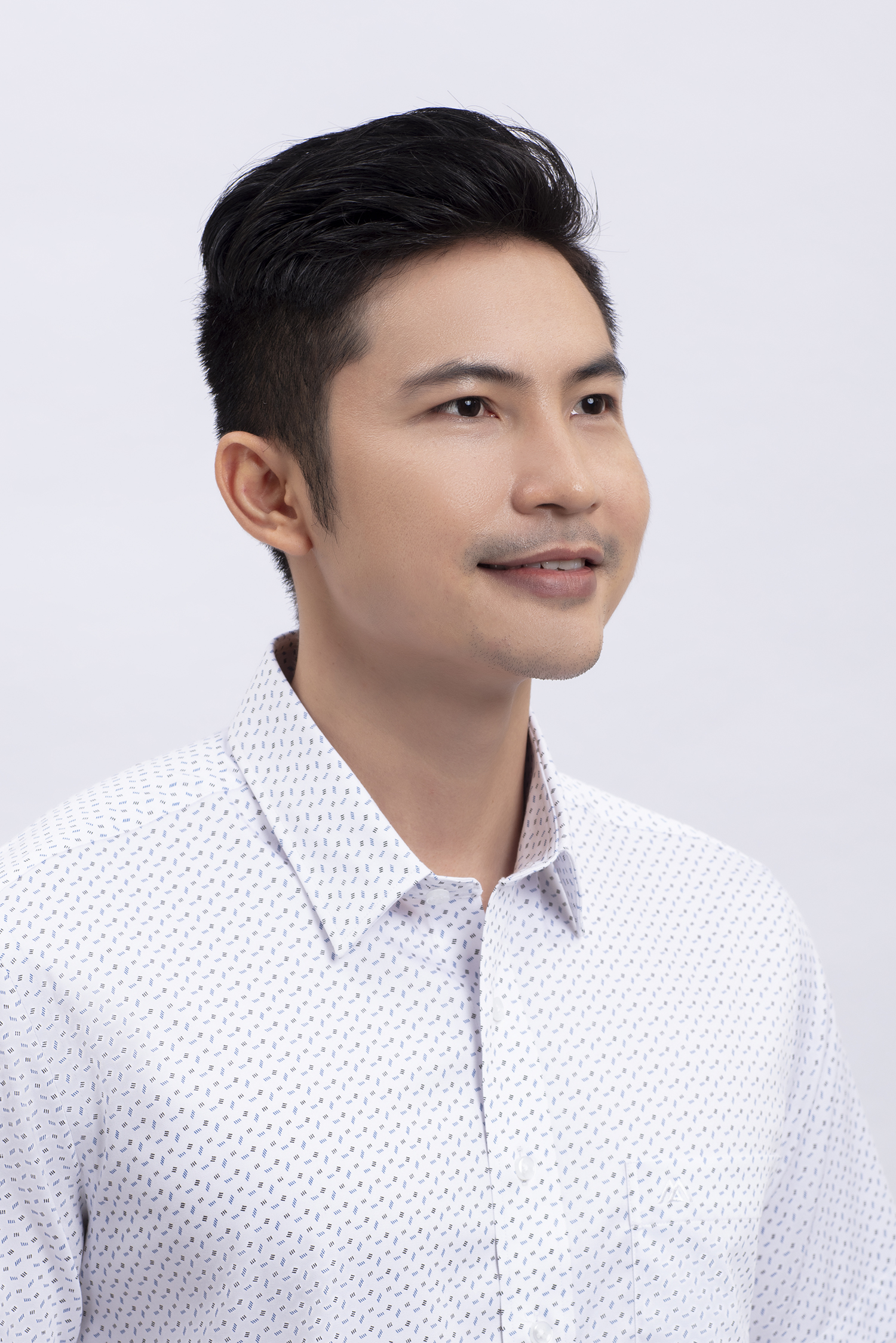 Áo sơ mi nam ngắn tay Casual trắng in họa tiết - HẾT HÀNG