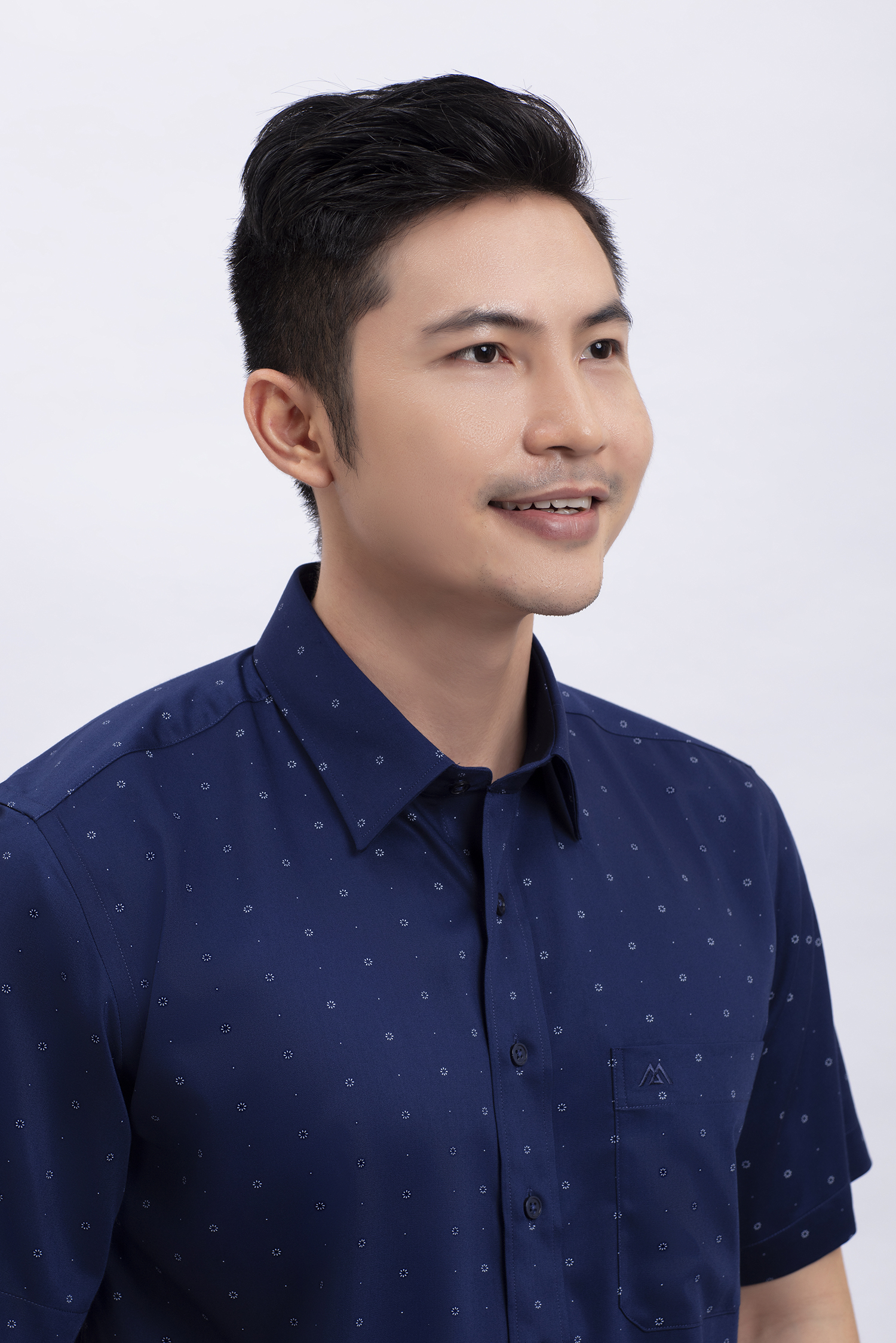 Áo sơ mi nam ngắn tay Casual xanh dương in họa tiết - HẾT HÀNG