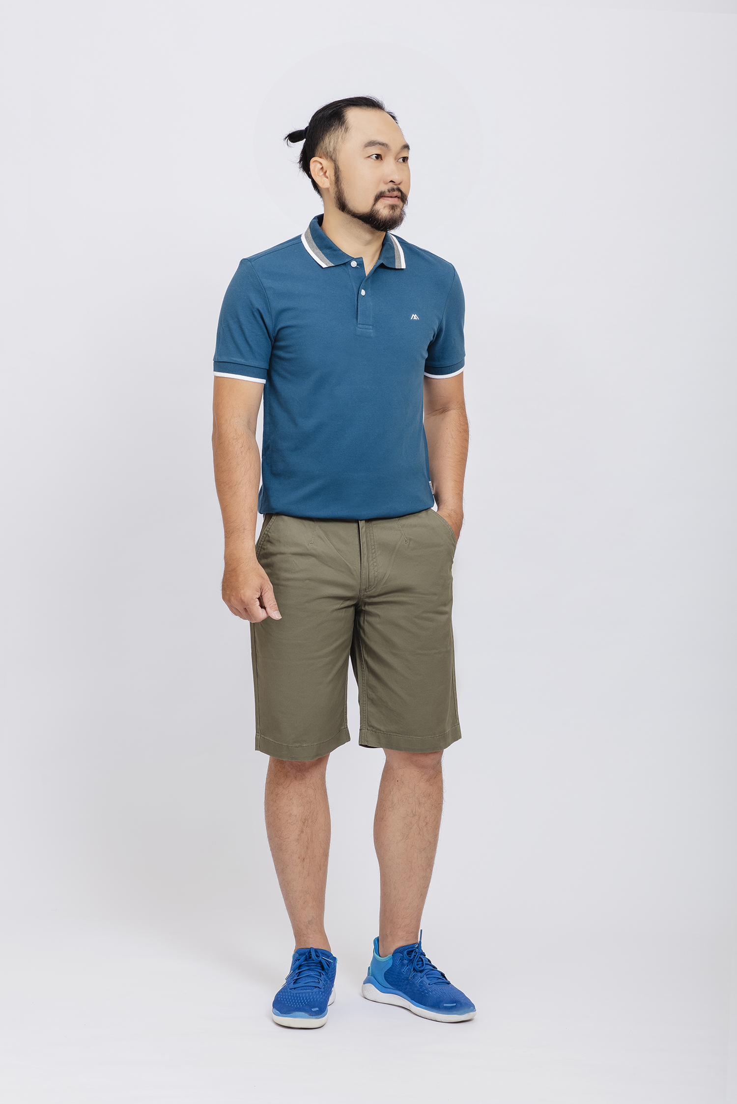 Quần short khaki nam xanh rêu