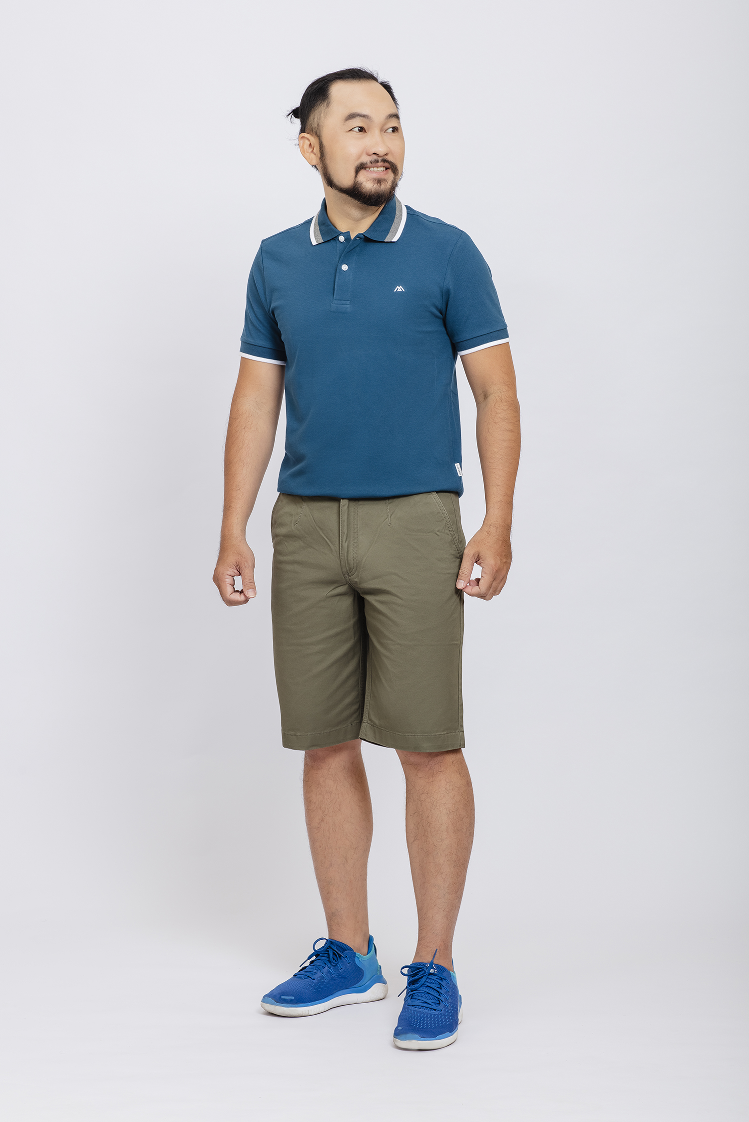 Quần short khaki nam xanh rêu