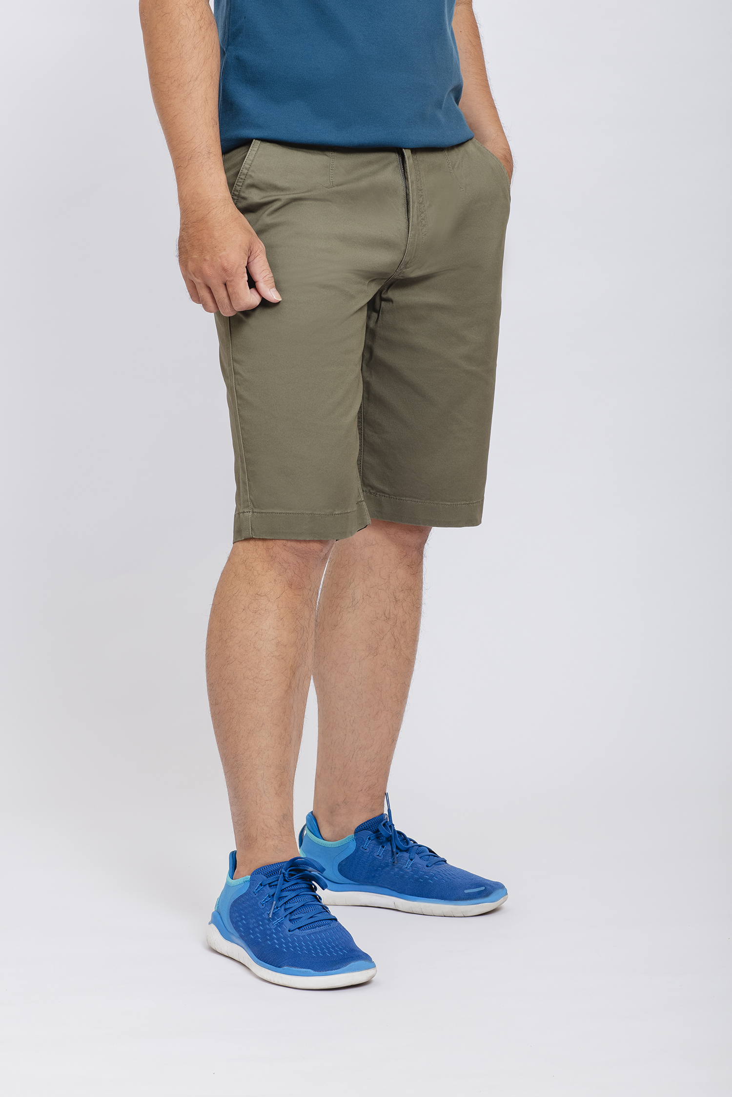Quần short khaki nam xanh rêu