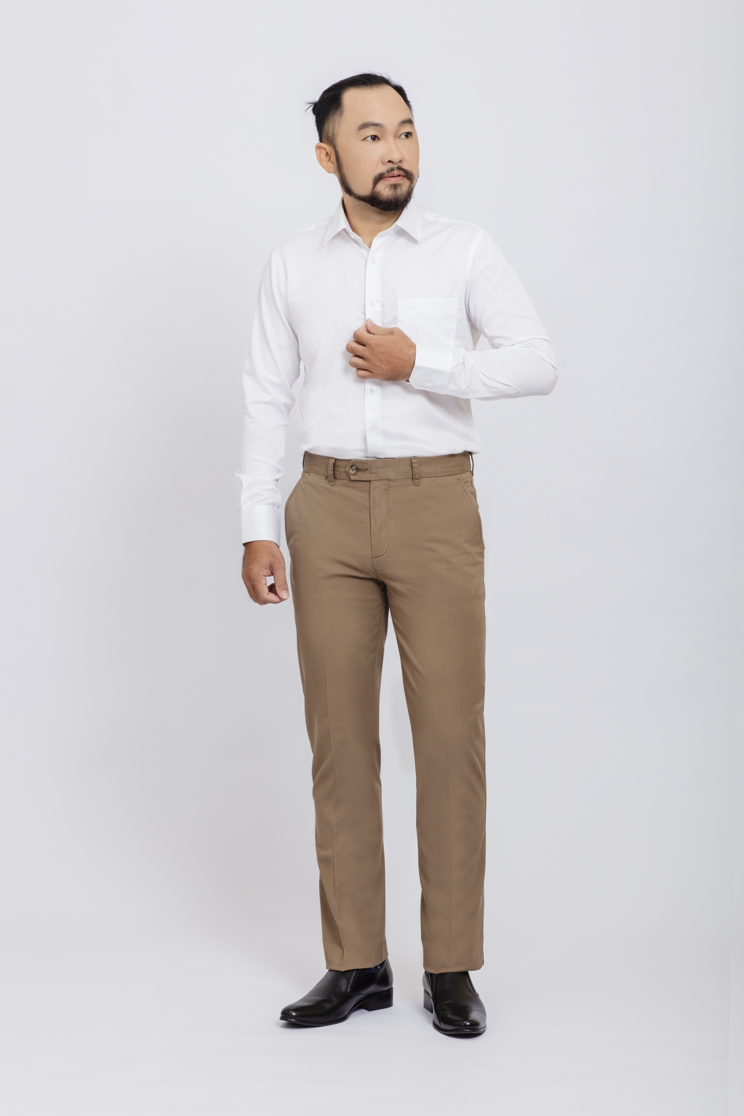 Quần kaki nam slimfit màu nâu - HẾT HÀNG