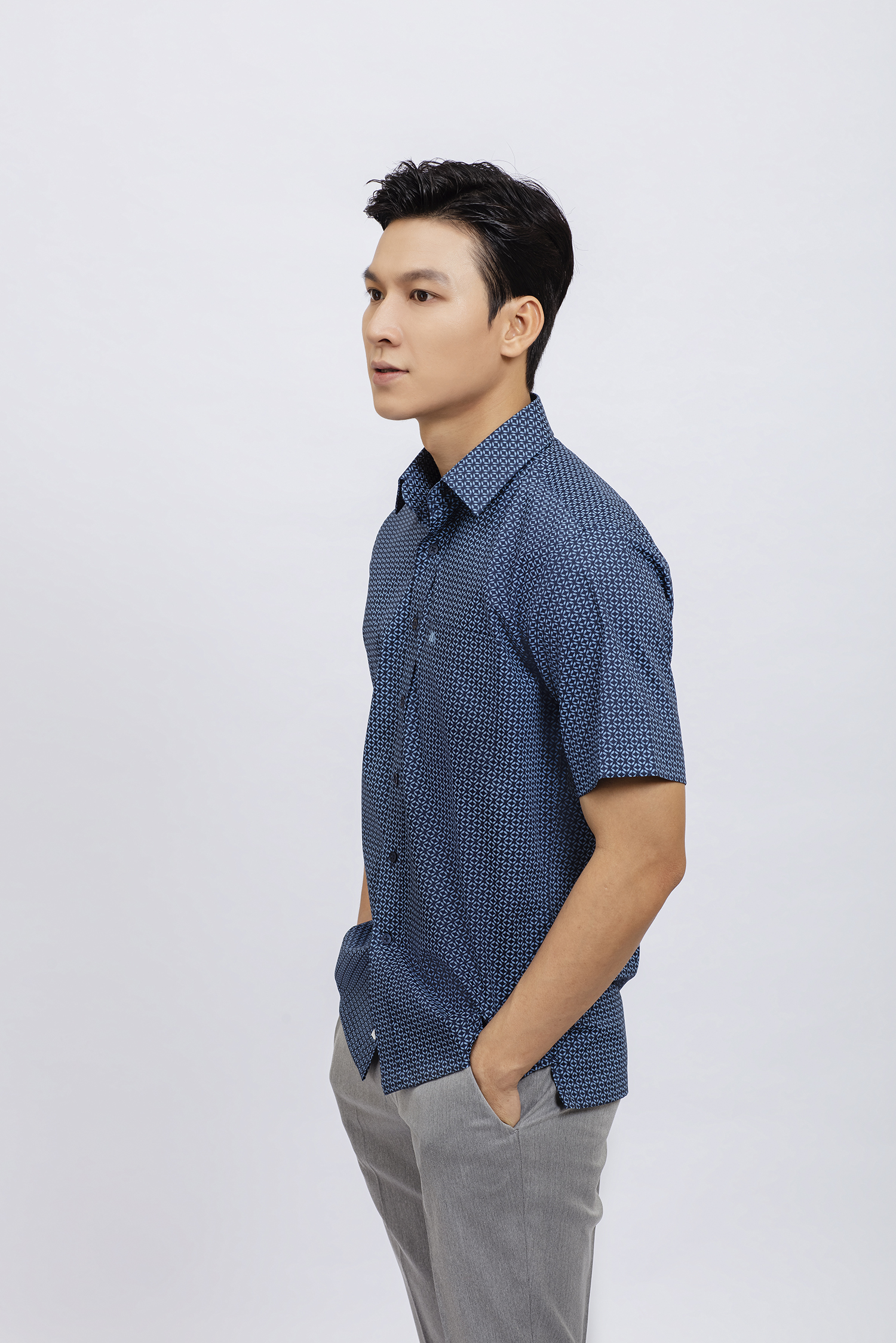 Sơ mi nam ngắn tay Casual xanh dương họa tiết vuông