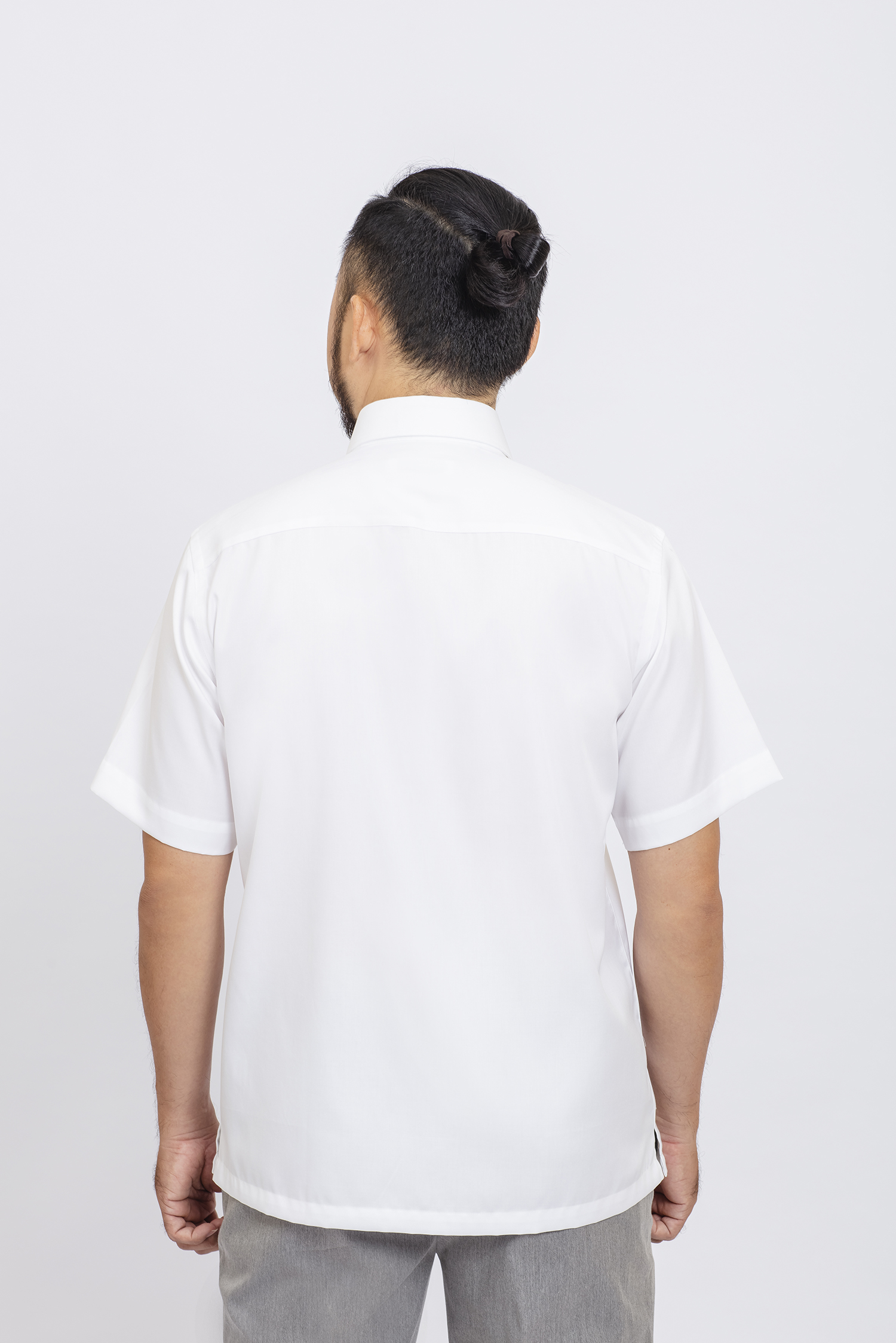 Sơ mi nam Ngắn tay Casual Trắng trơn