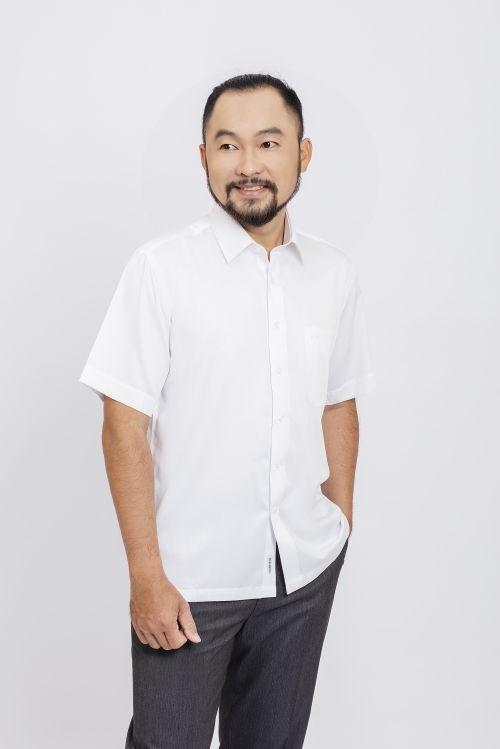 Sơ mi nam Ngắn tay Casual Trắng trơn