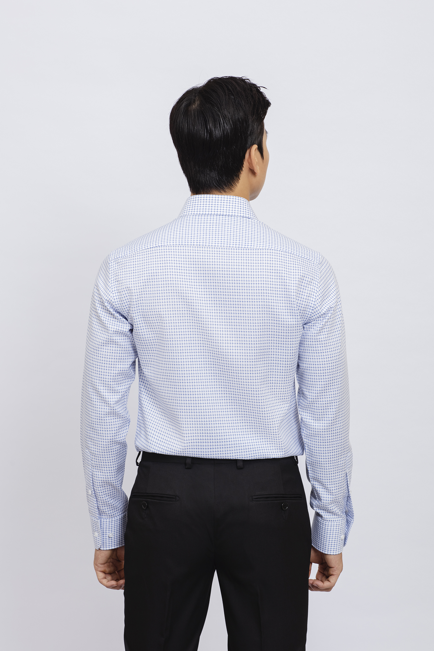 Sơ mi nam Dài tay Slimfit nền trắng họa tiết xanh - HẾT HÀNG