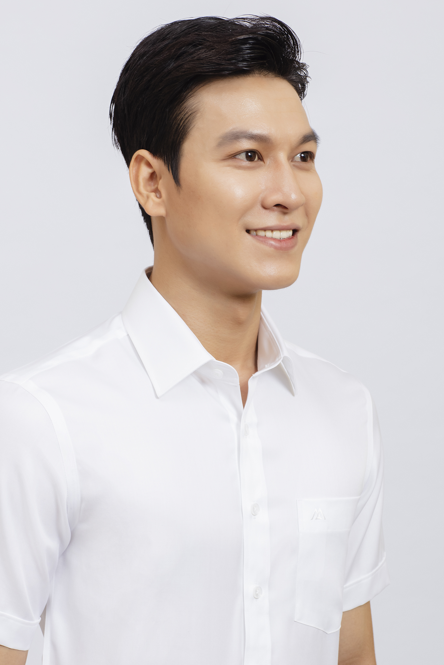 Sơ mi nam ngắn tay Slim Fit trắng trơn