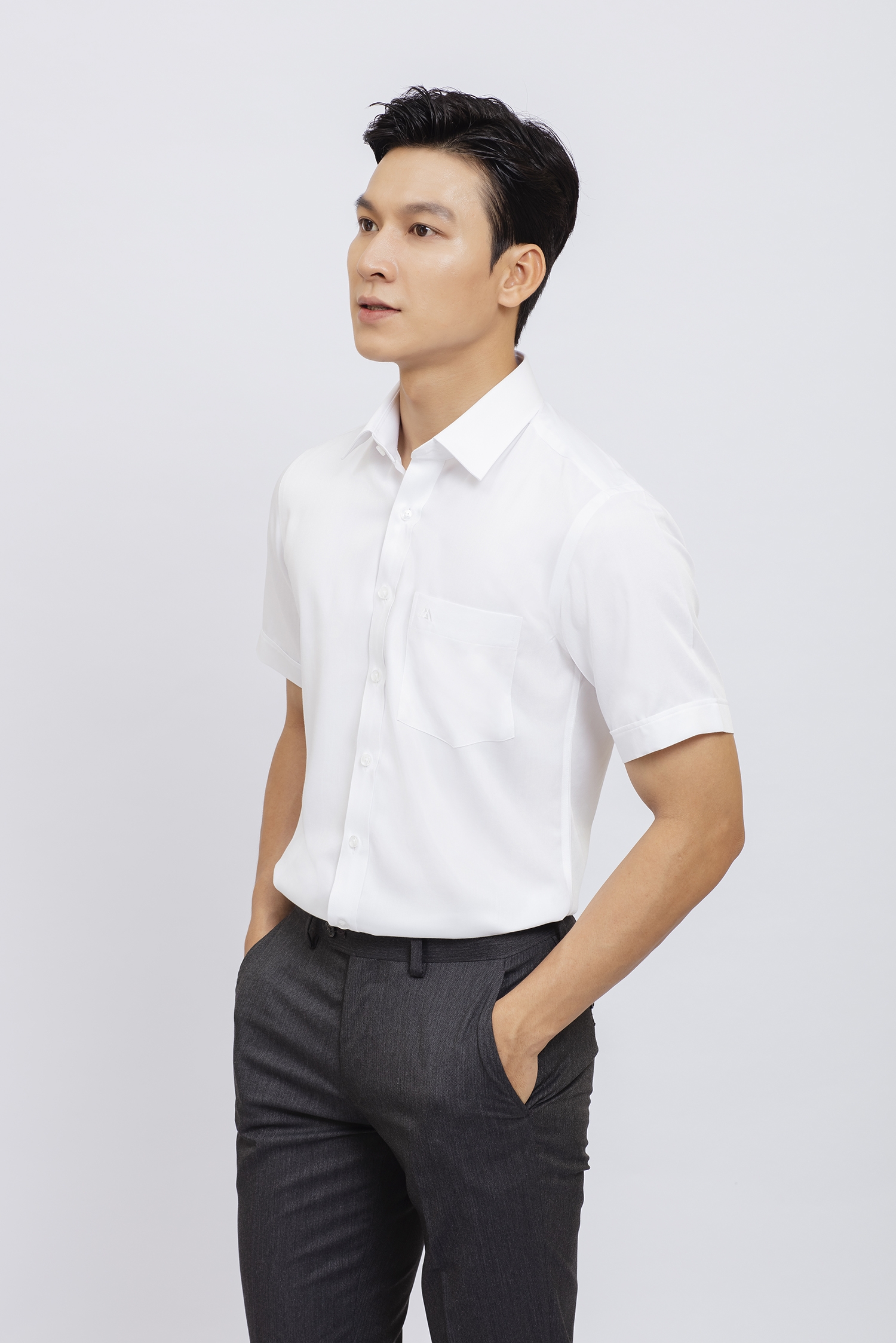 Sơ mi nam Ngắn tay Slim Fit  Trắng trơn