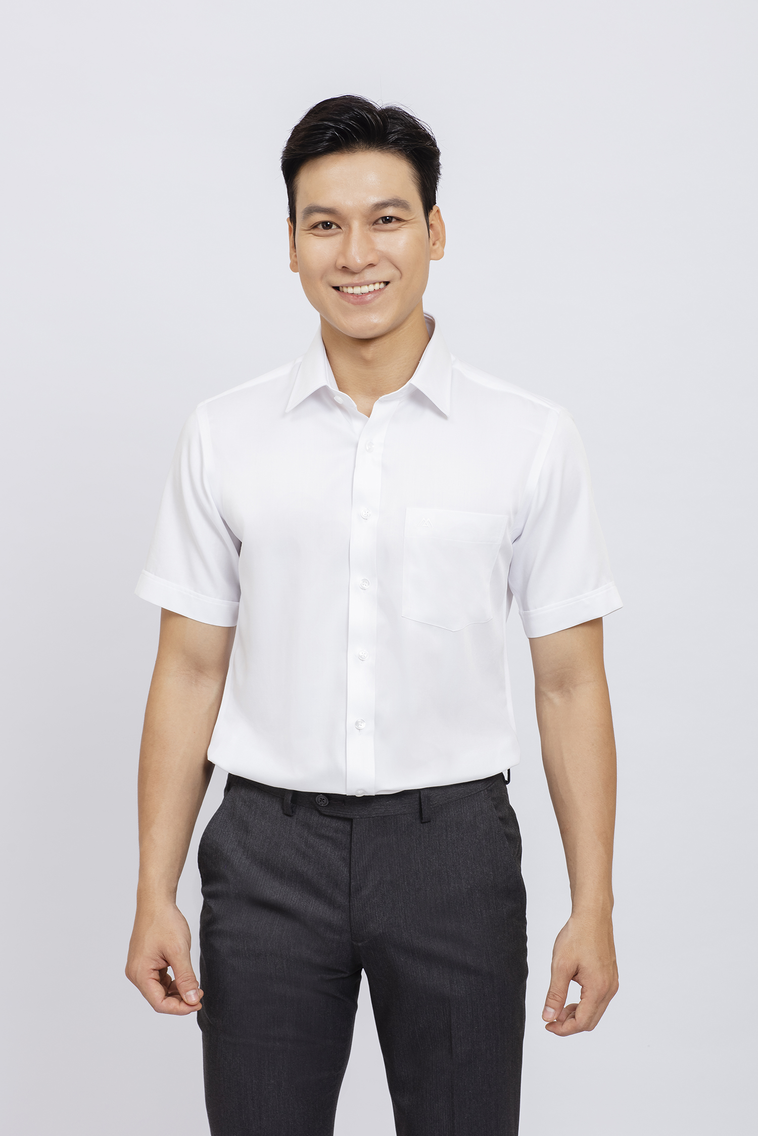 Sơ mi nam Ngắn tay Slim Fit  Trắng trơn