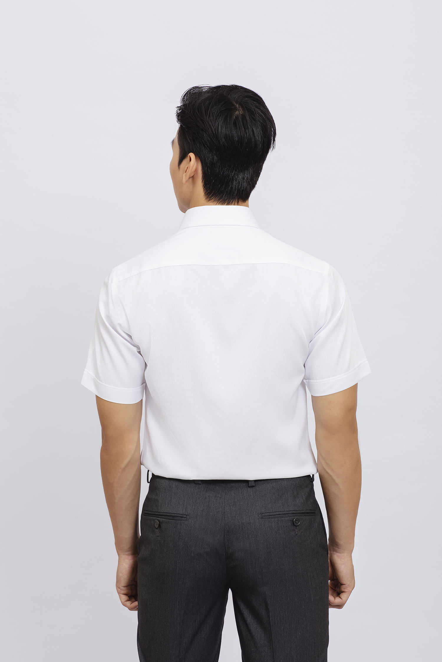 Sơ mi nam Ngắn tay Slim Fit  Trắng trơn