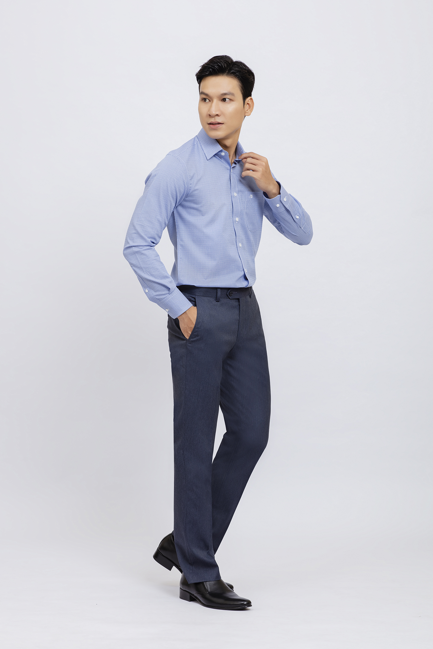 Quần tây nam slimfit - Xanh dương sọc nhỏ