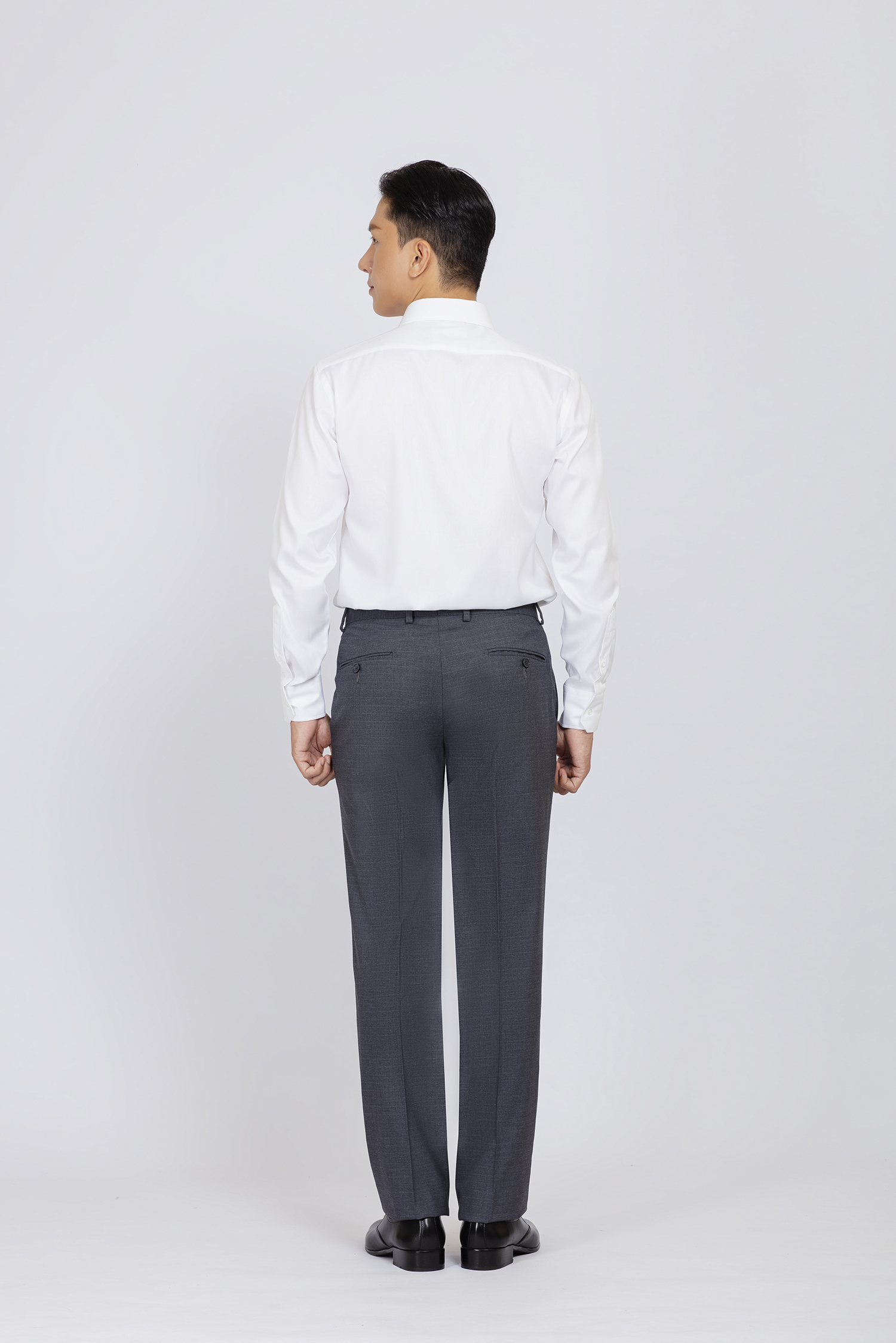 Quần tây nam Slimfit màu xám đậm