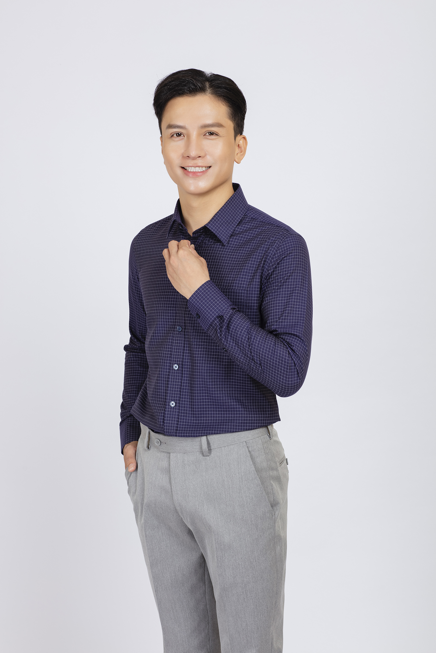 Sơ mi nam dài tay - Regular xám đậm họa tiết caro nhỏ - HẾT HÀNG