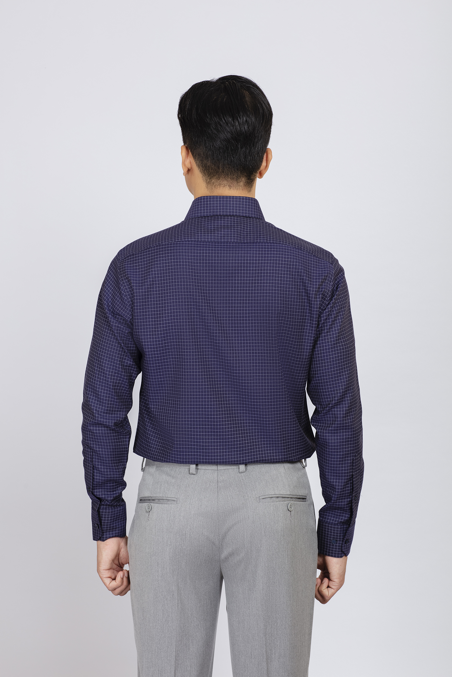 Sơ mi nam dài tay - Regular xám đậm họa tiết caro nhỏ - HẾT HÀNG