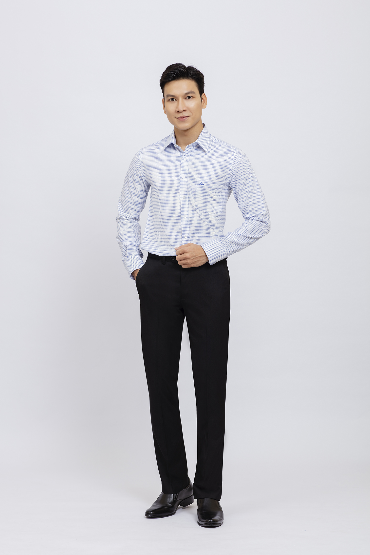 Quần tây nam Slimfit màu đen trơn - HẾT HÀNG