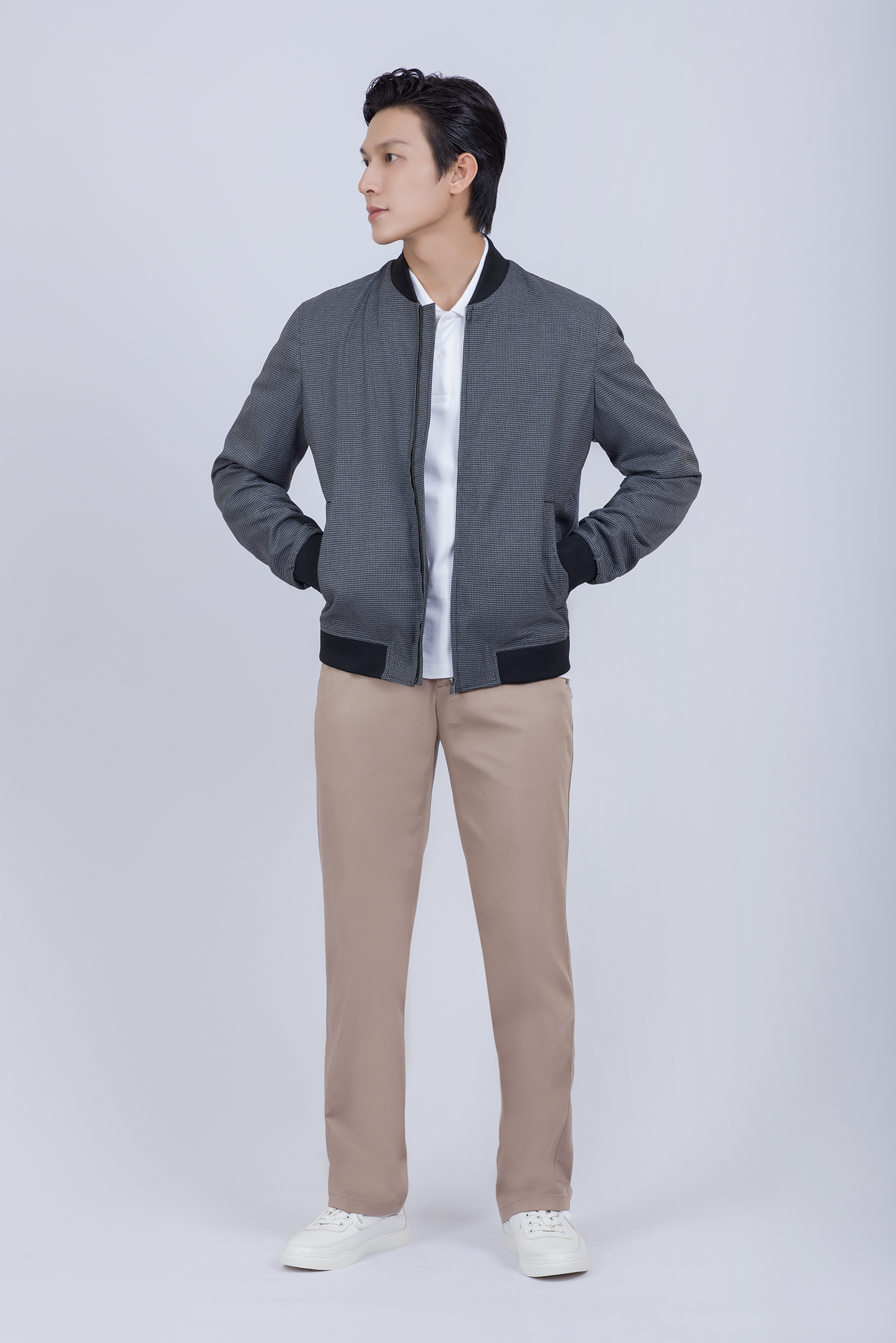 Áo Bomber màu xám đậm sọc nhuyễn