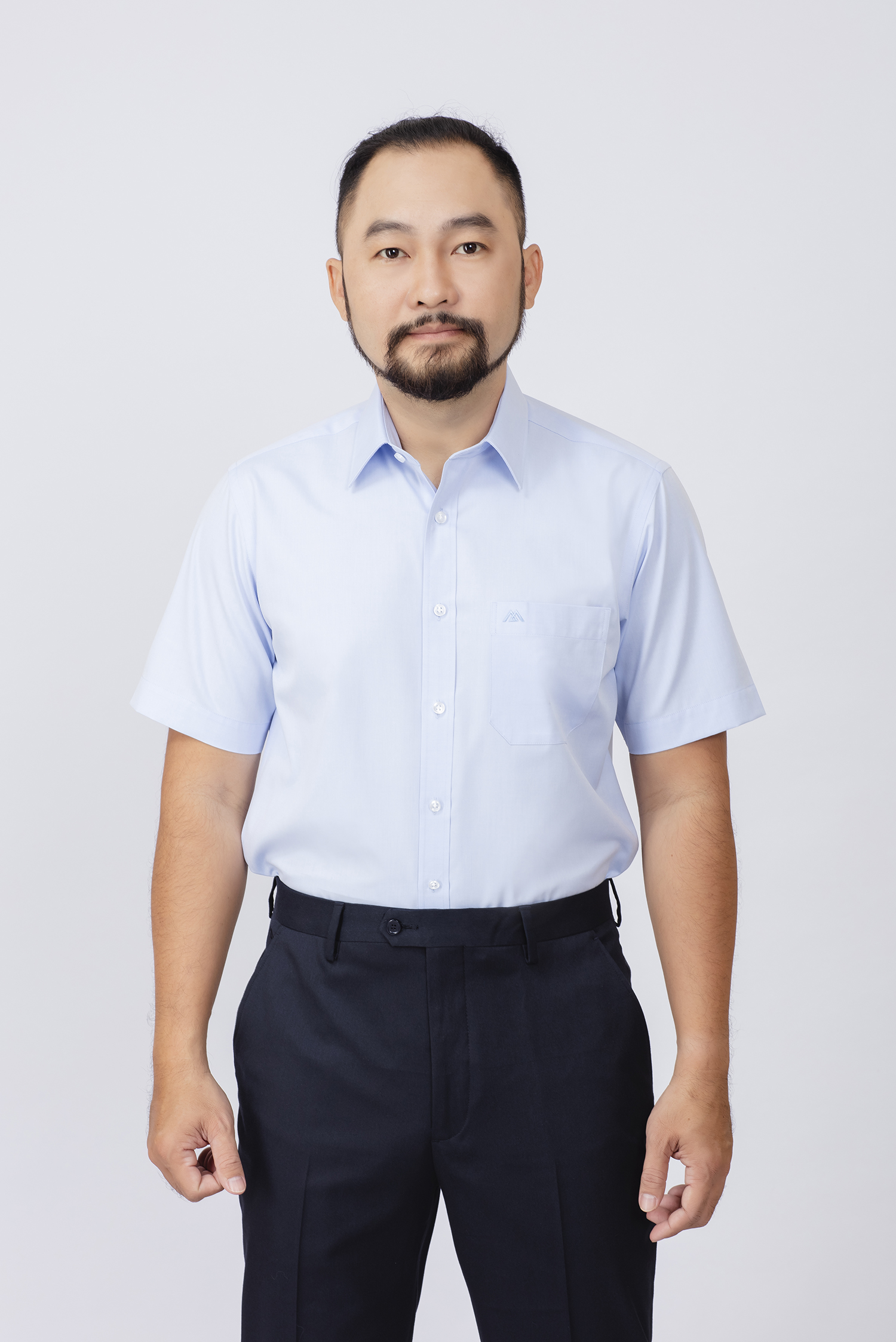 Sơ mi nam ngắn tay - Classic- Xanh nhạt Trơn 