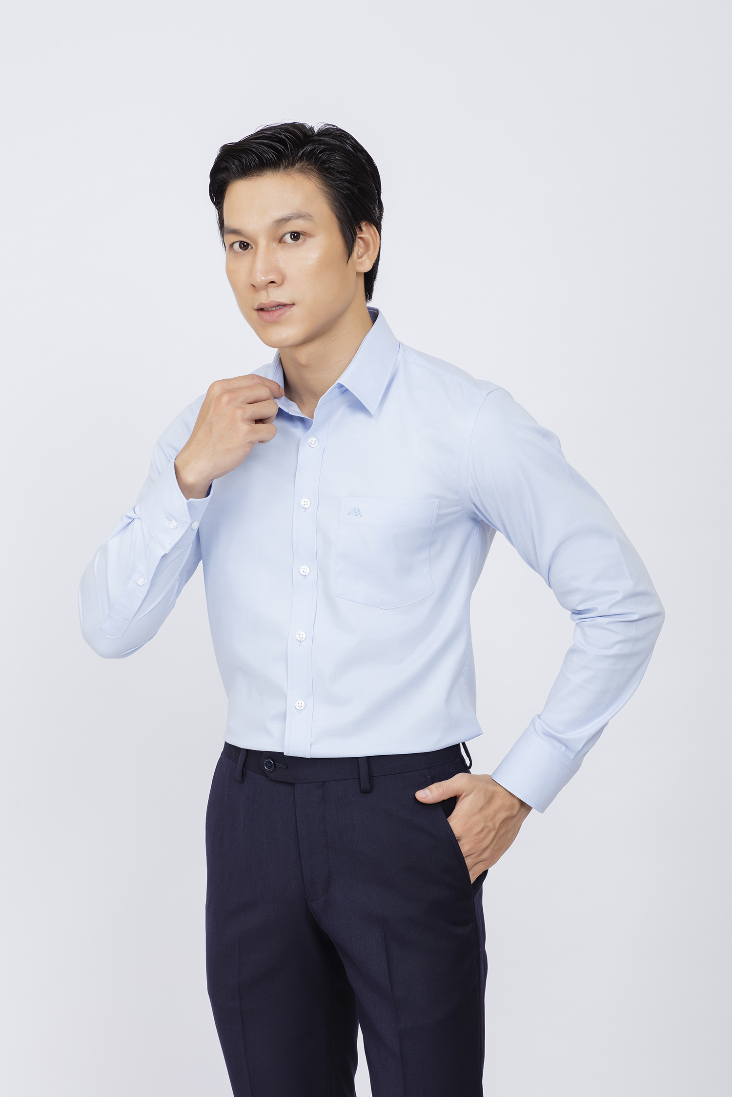 Sơ mi nam Dài tay - Slimfit - Xanh nhạt Trơn